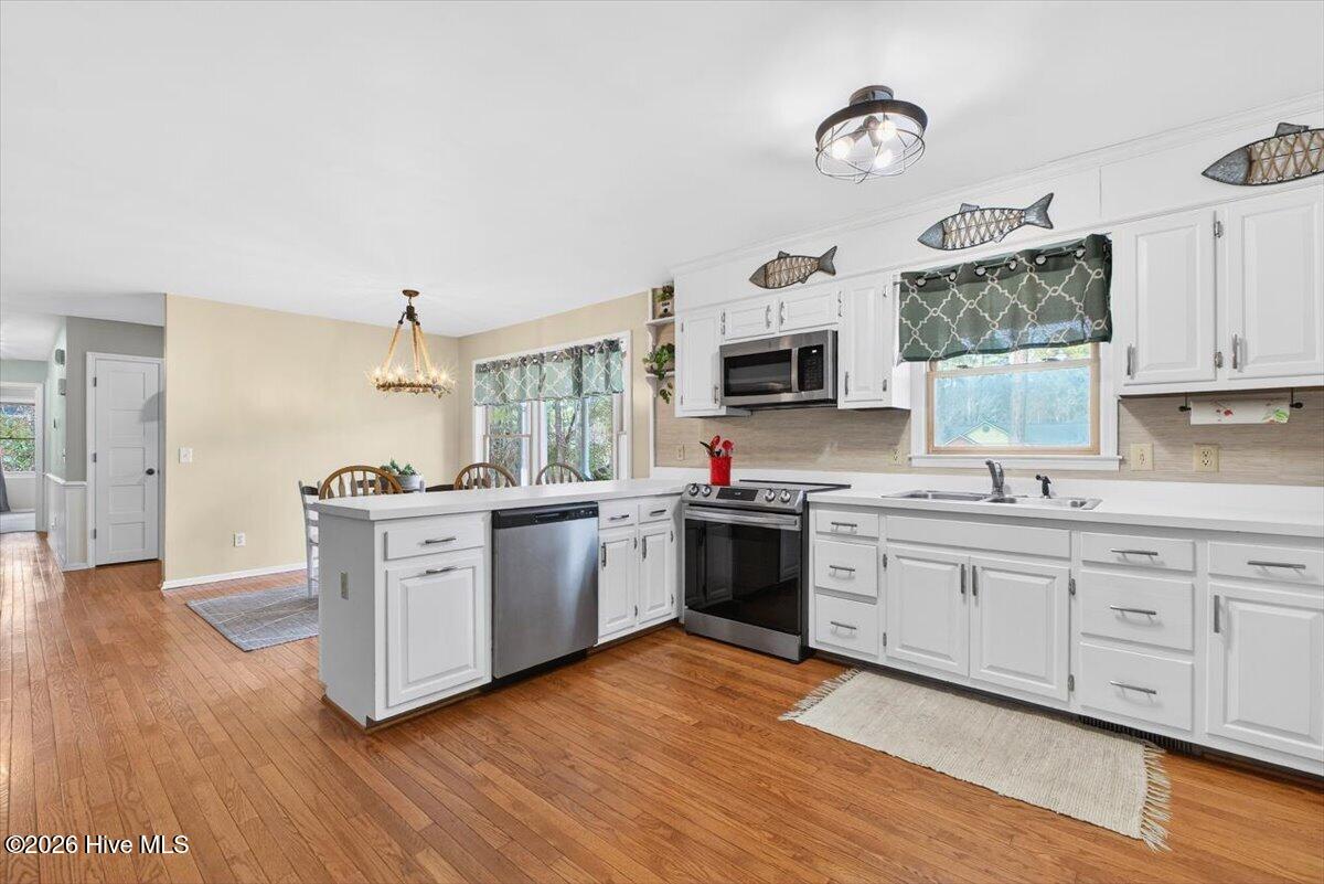 100554267 | Photo 10