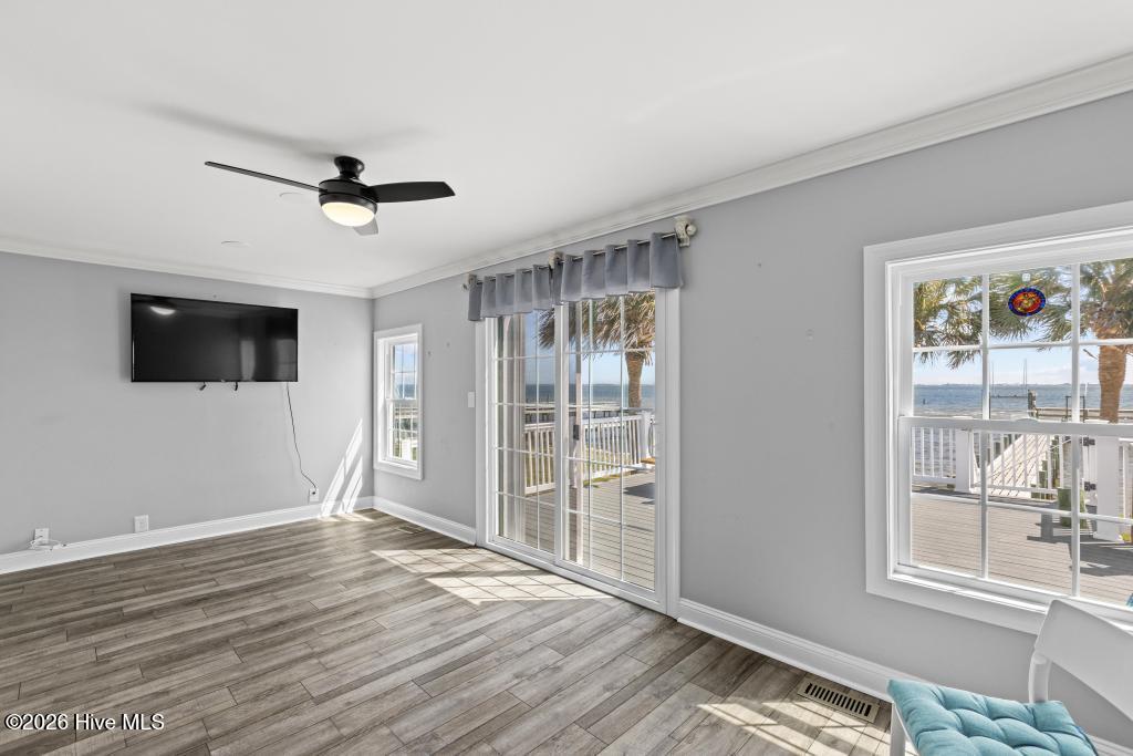 173 Salter Drive,Newport