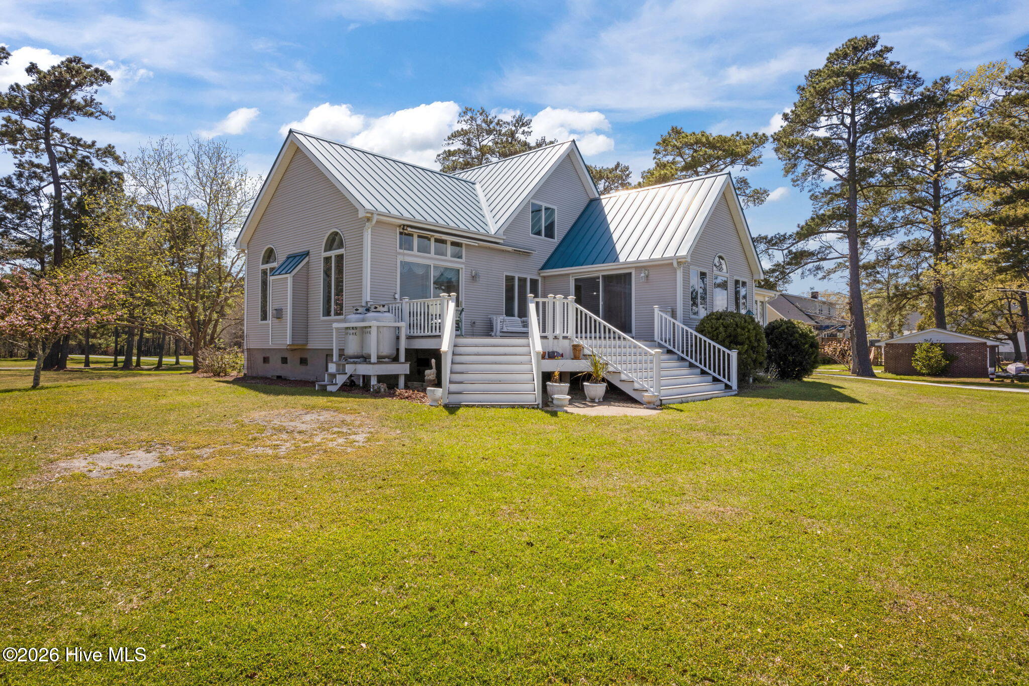 609 Mills Road,Oriental