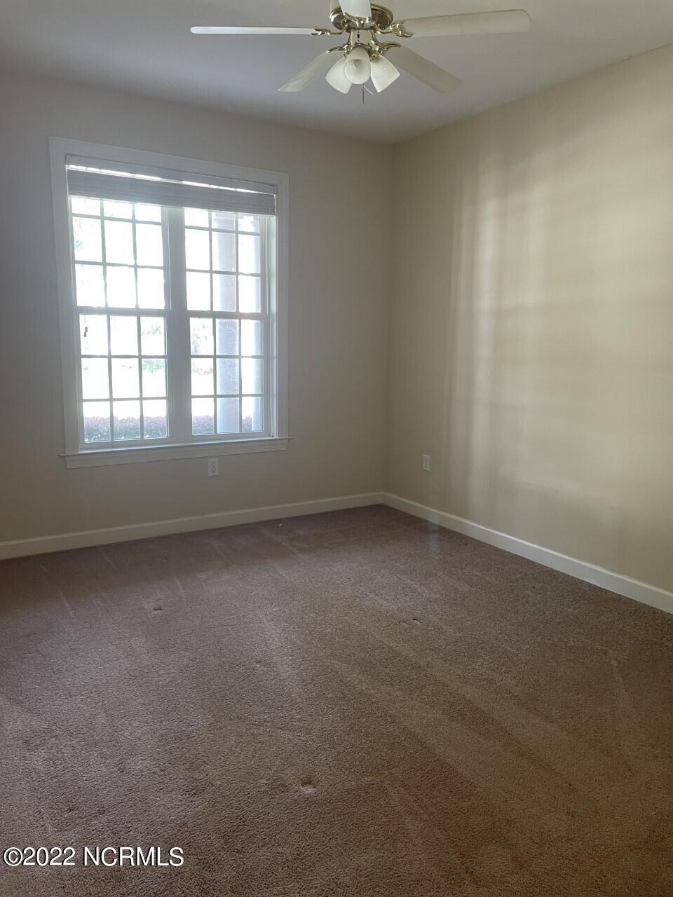 100548905 | Photo 14