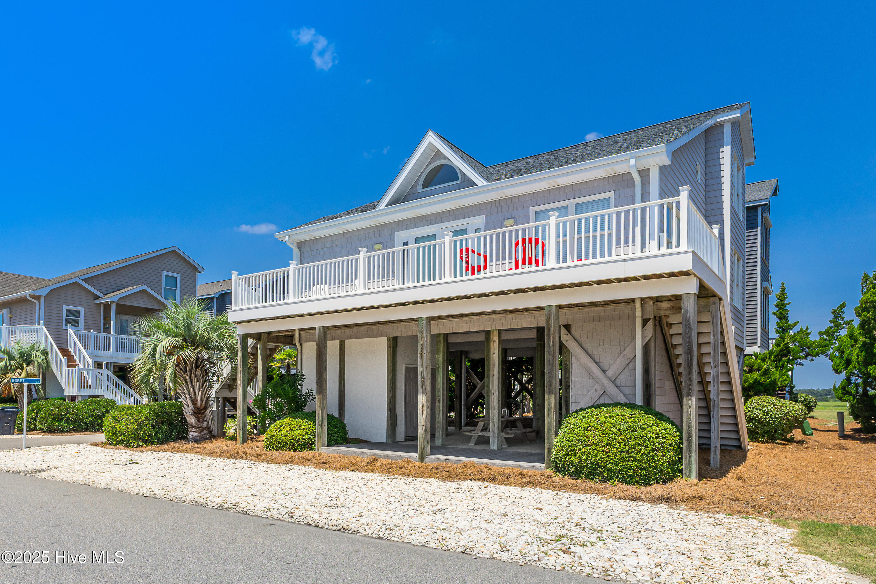 100522444 | Photo 10