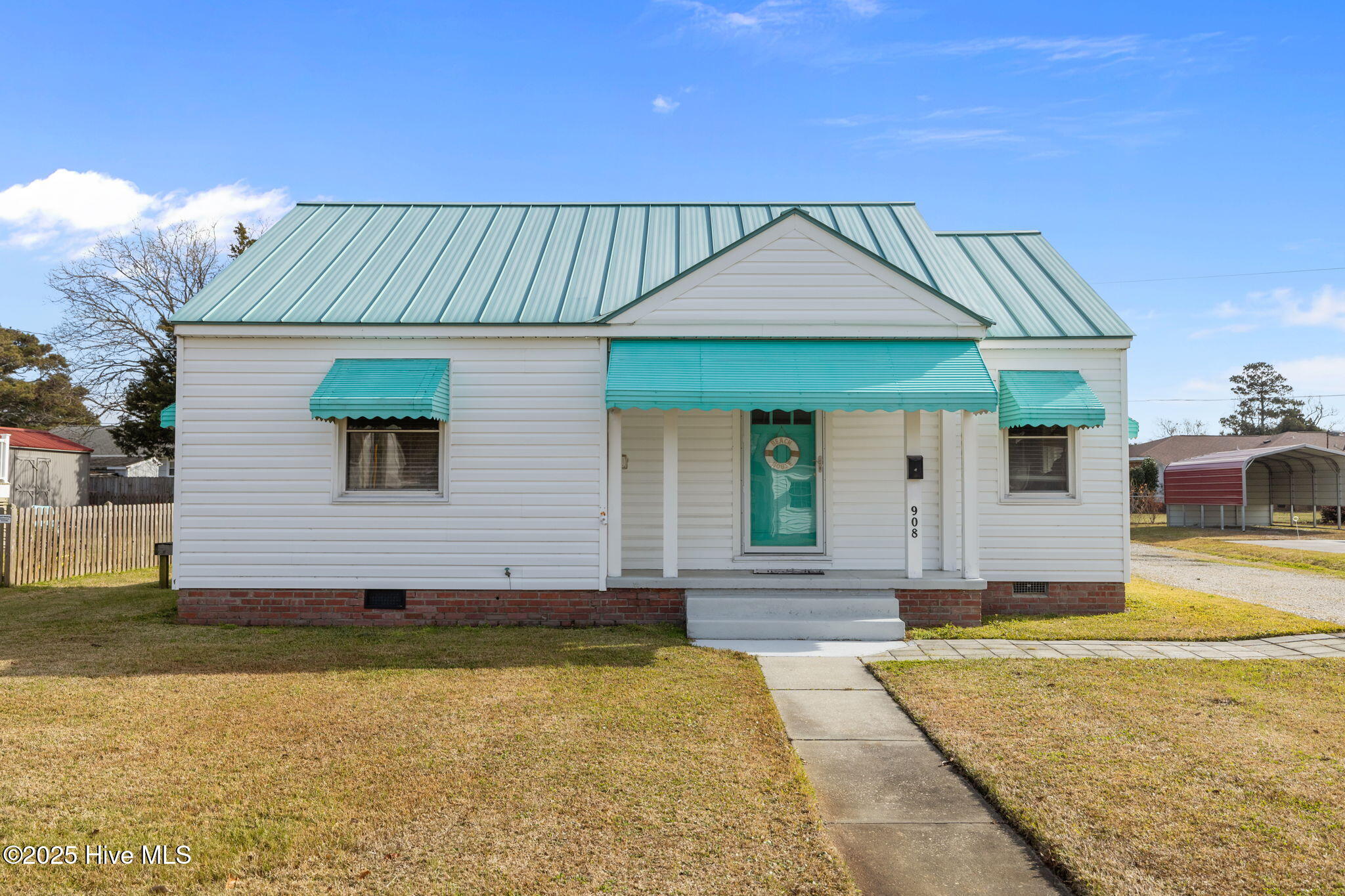 Homes for sale in Morehead City, NC | 908 N 20th St, Morehead City, NC 28557 | MLS# 100543794