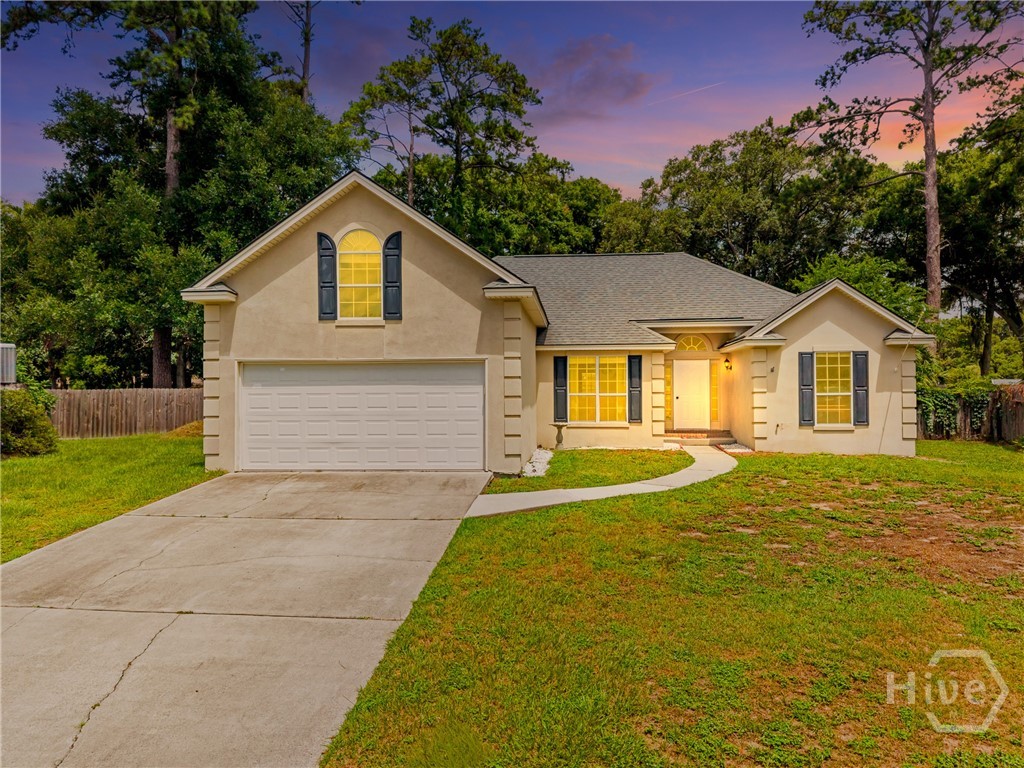 Photo 1 of Single family home for sale at 213 Fish Hawk Ln, Savannah, GA 31410 | MLS# SA359798 | Listing updated on 2026-09-22