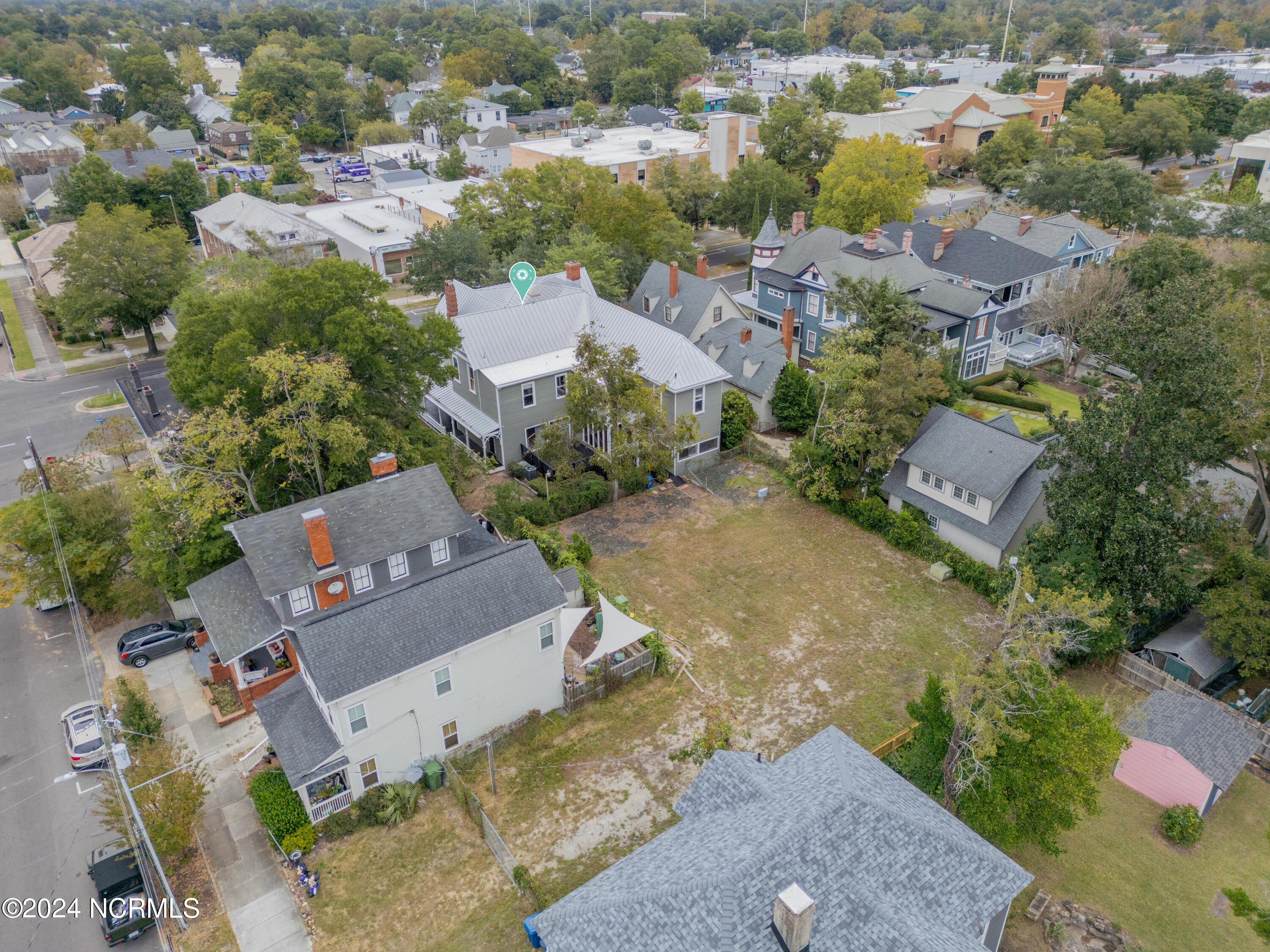 100472145 | Photo 64