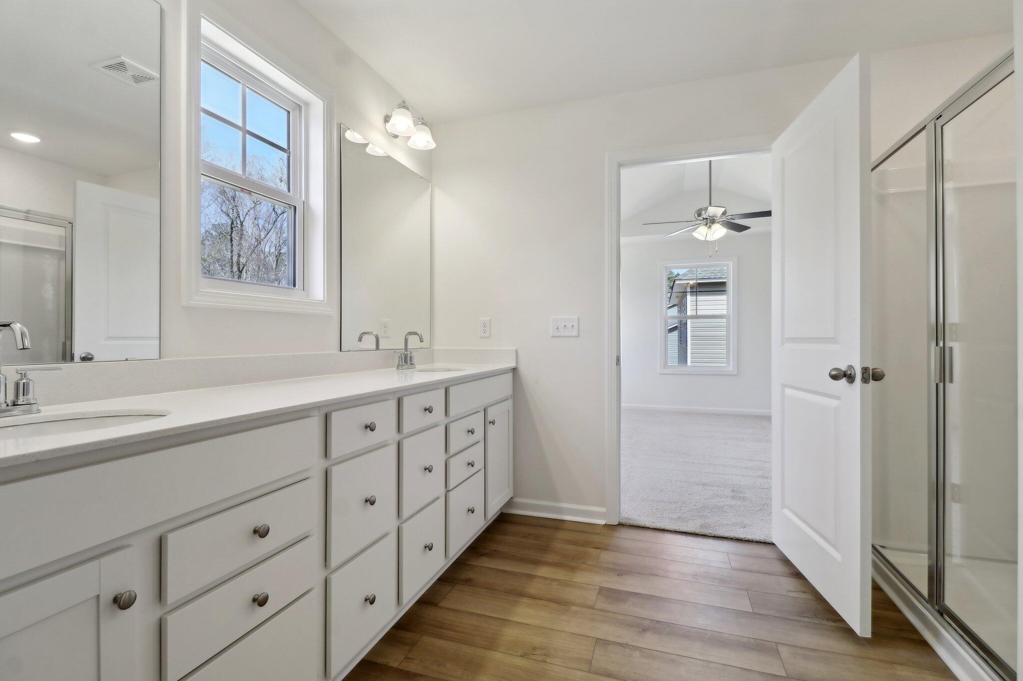 42-web-or-mls-Flat Coat Ln-028 (1)