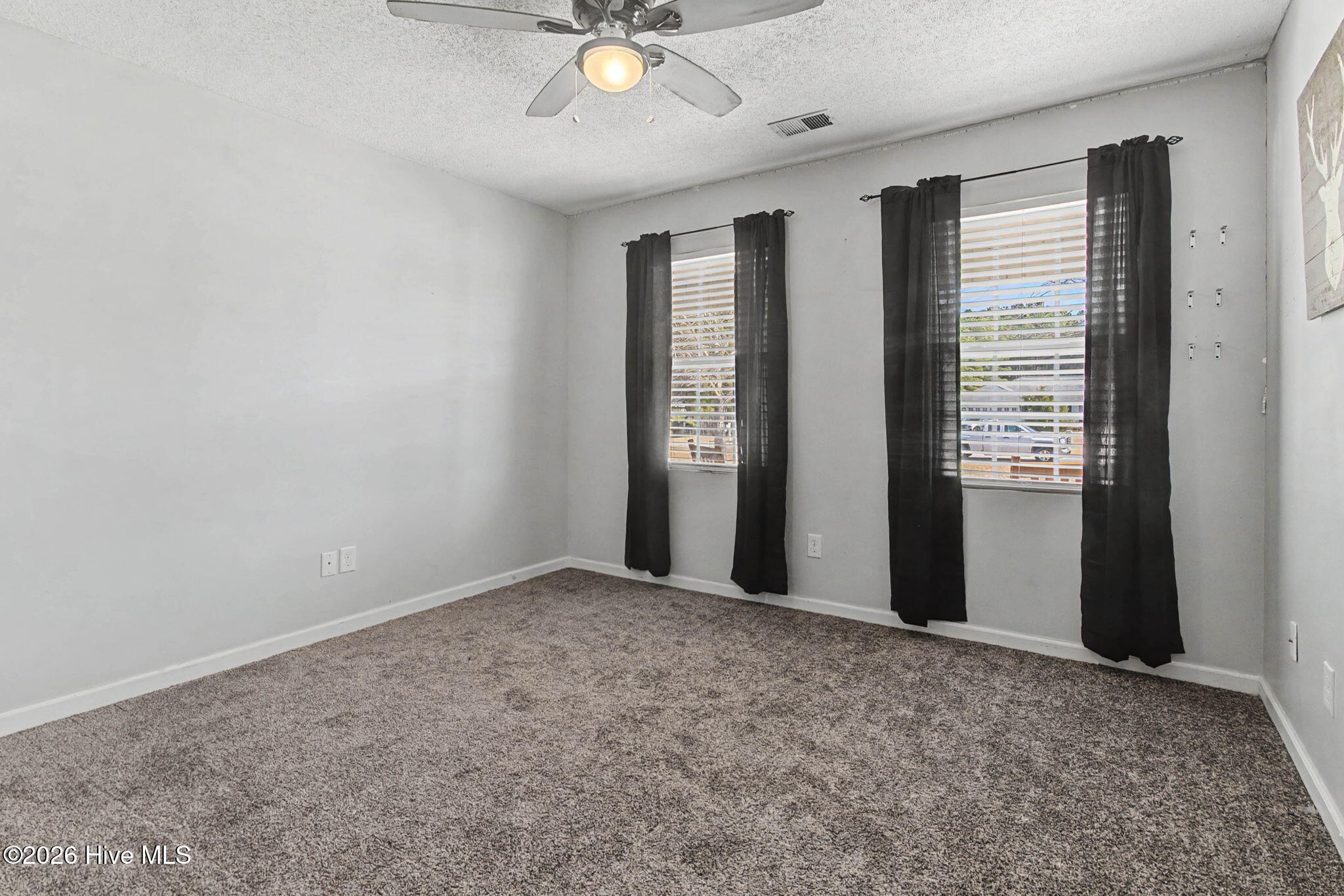 100555343 | Photo 23