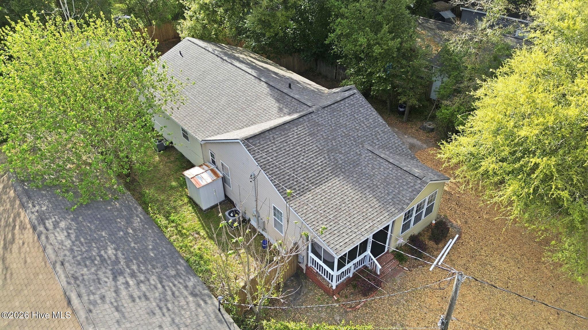 100564510 | Photo 60