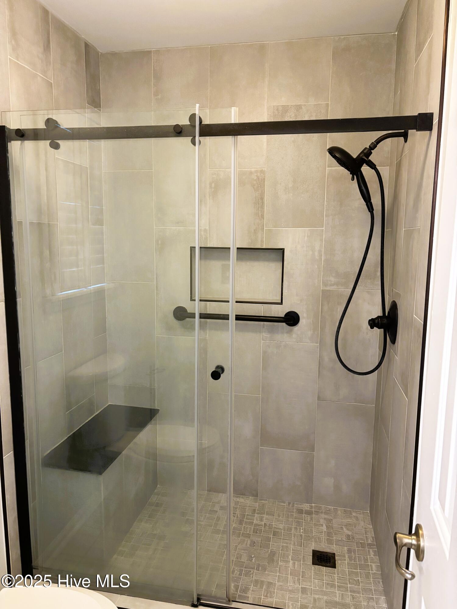 173 Audubon Drive, Jacksonville, NC 28546 – photo 20: Walk-In Shower