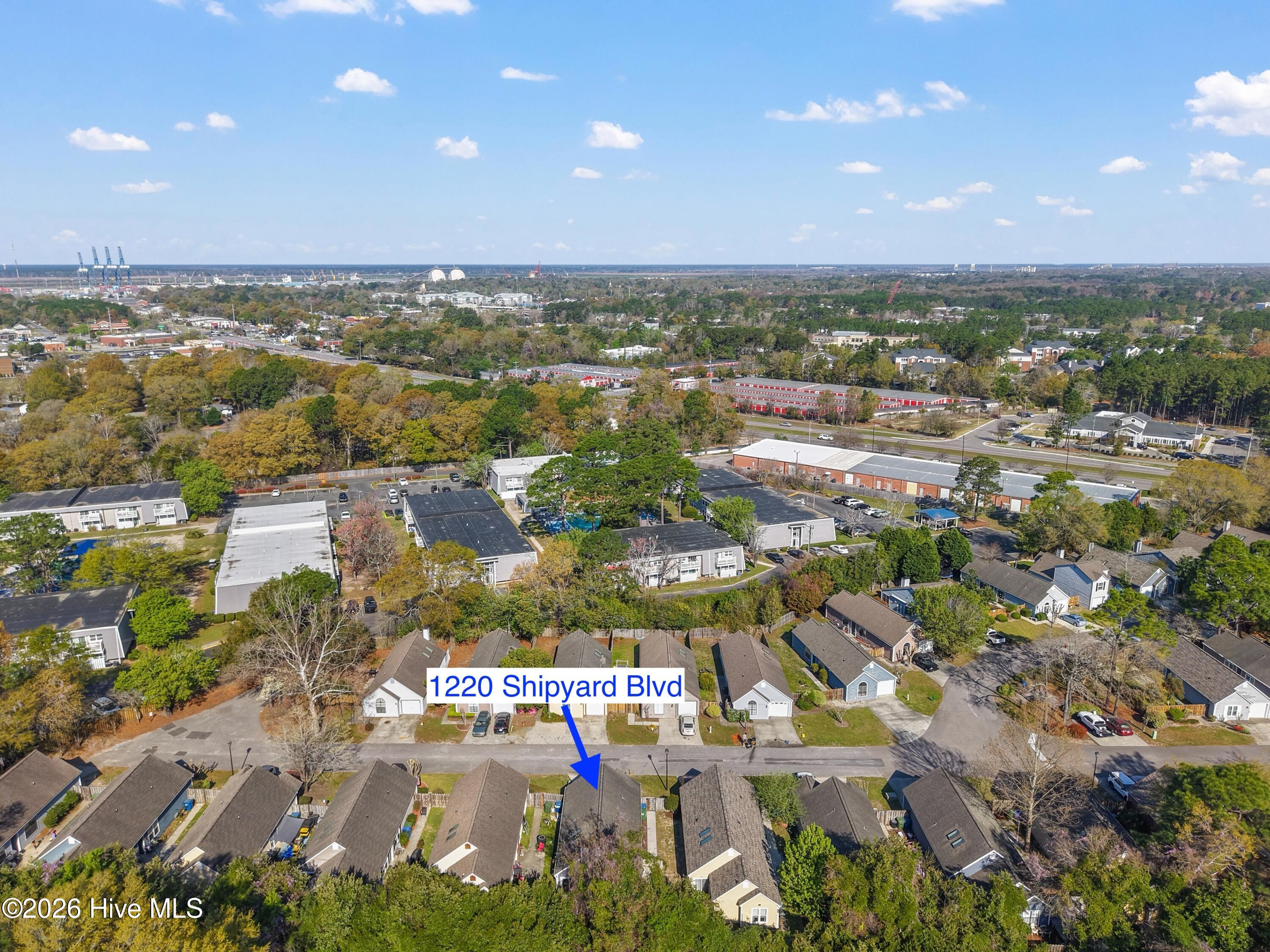 100562520 | Photo 35