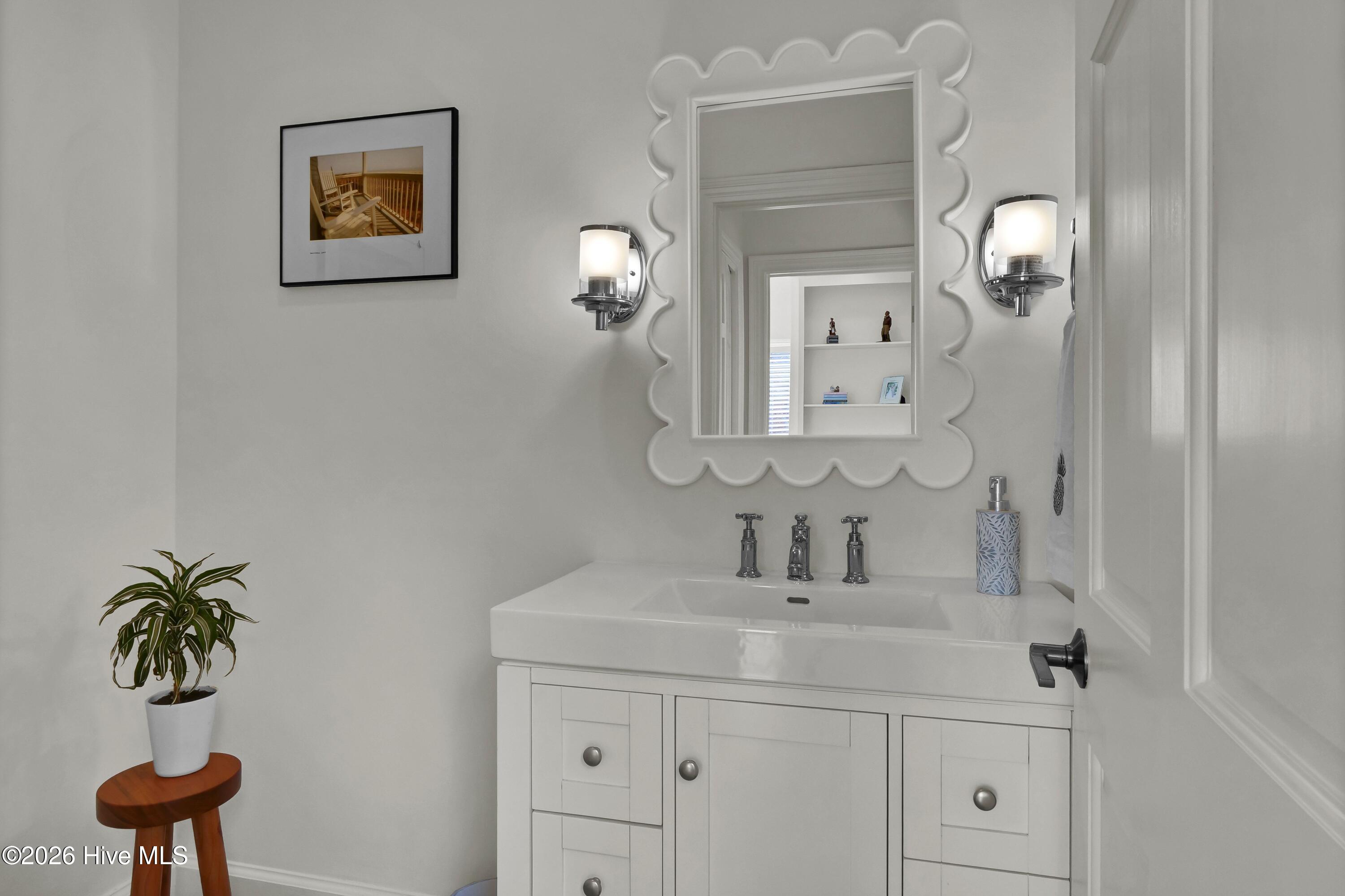 100552797 | Photo 22