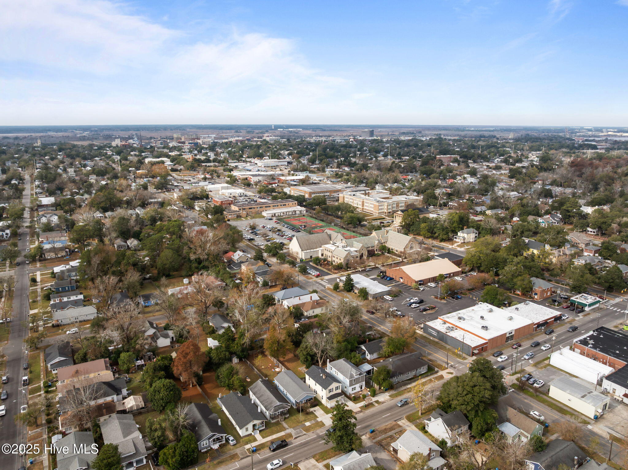 100544435 | Photo 52