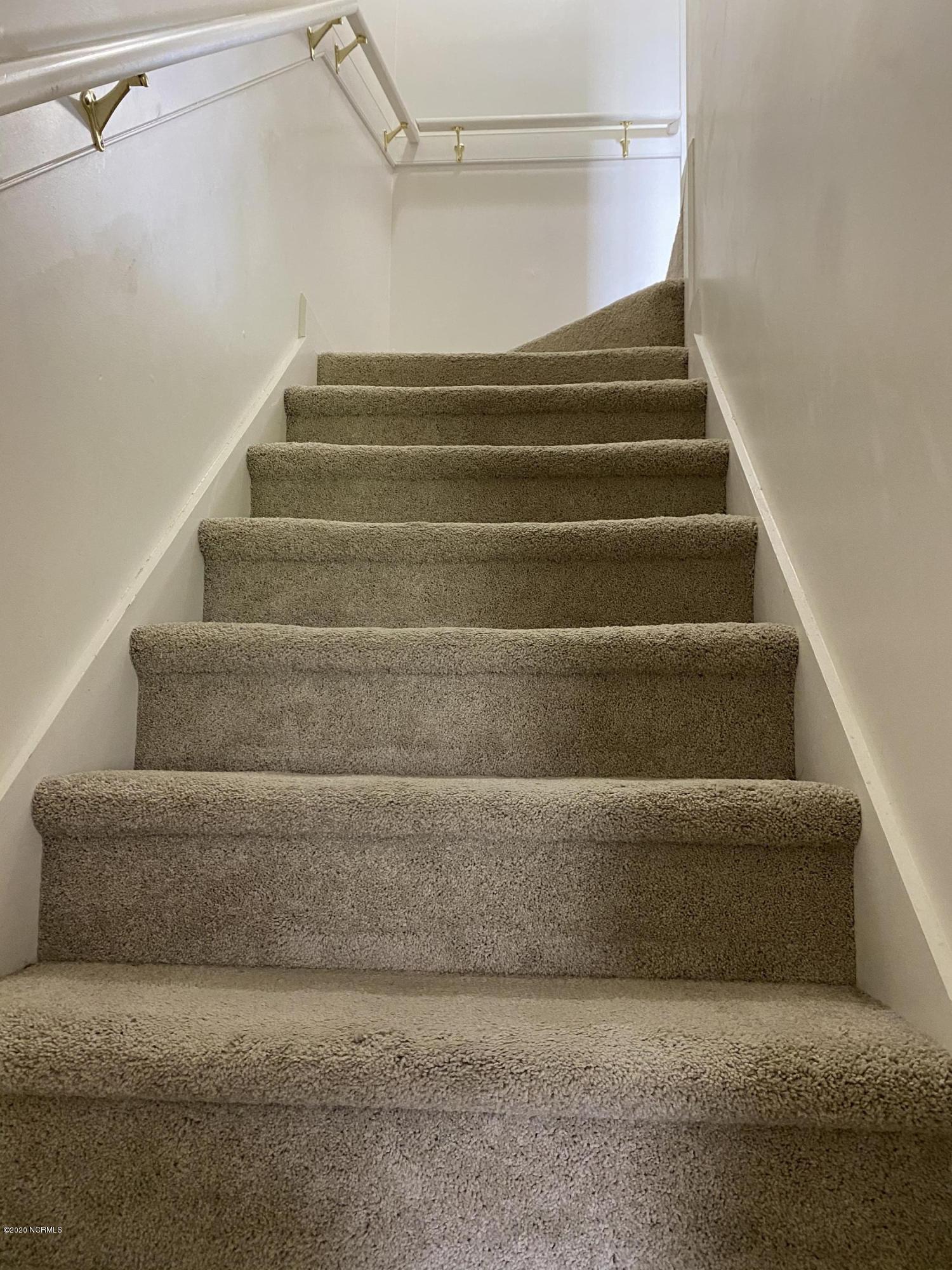 100564195 | Photo 10