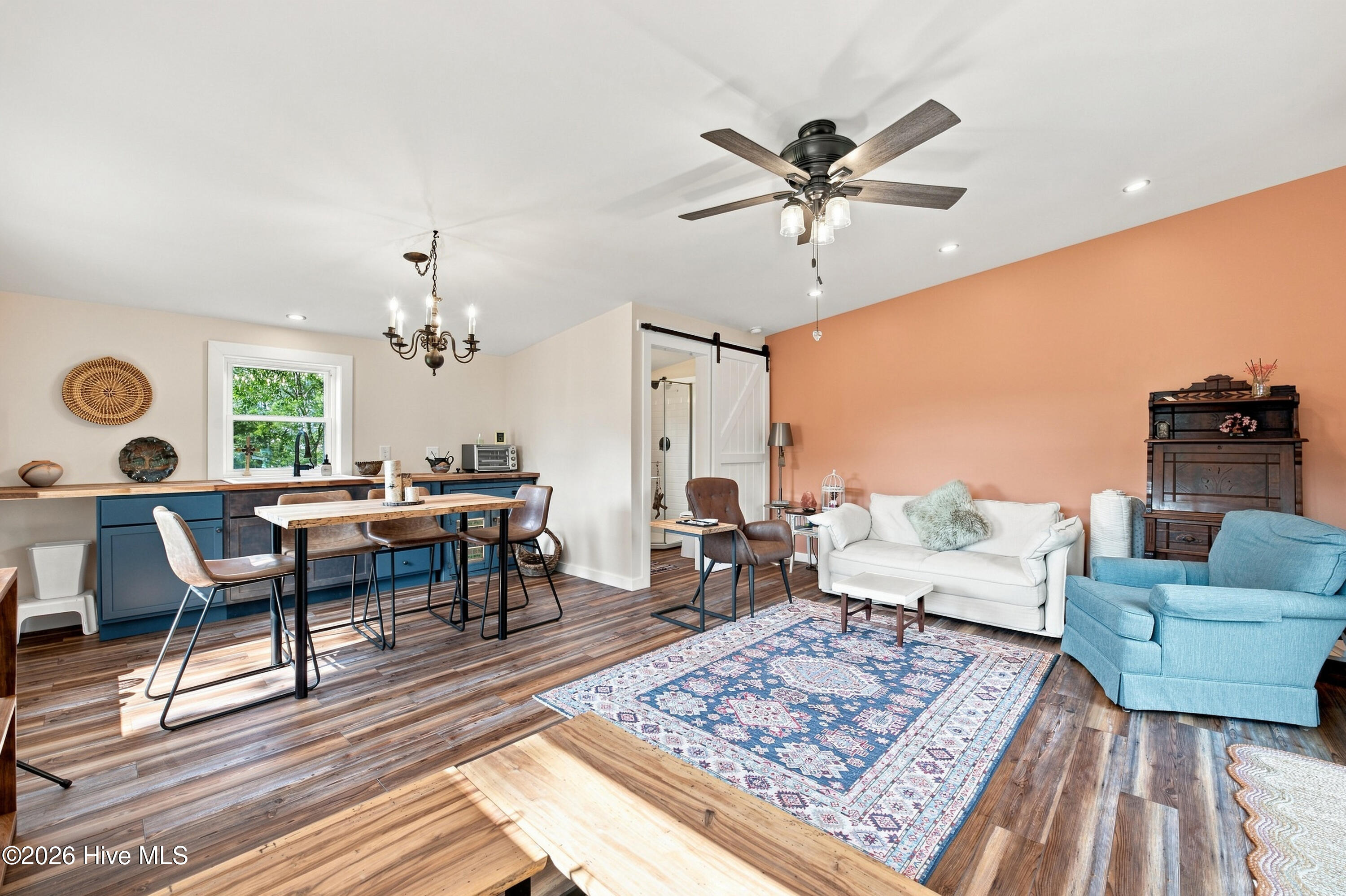 619 First Avenue,Oriental