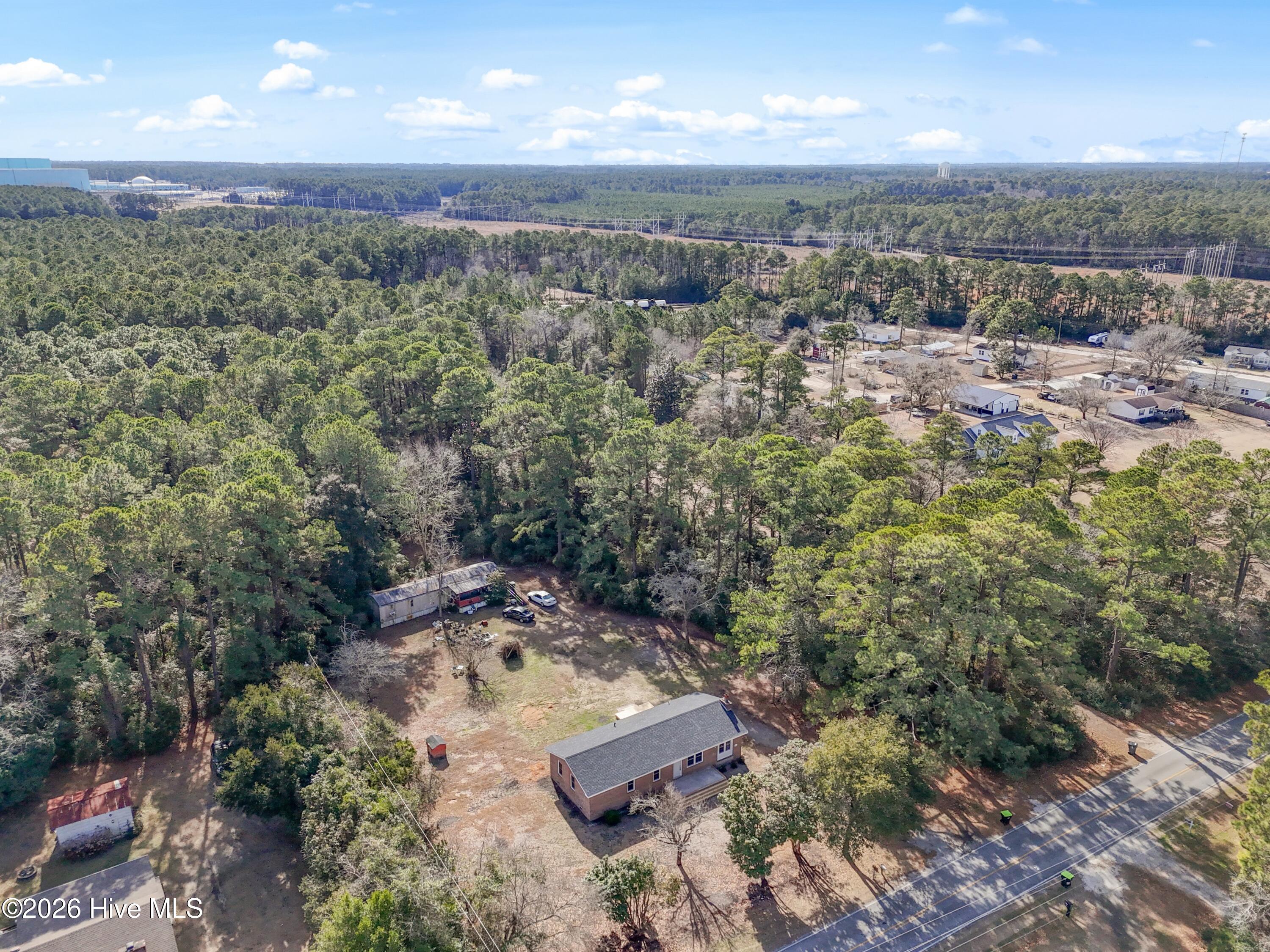 100550863 | Photo 43