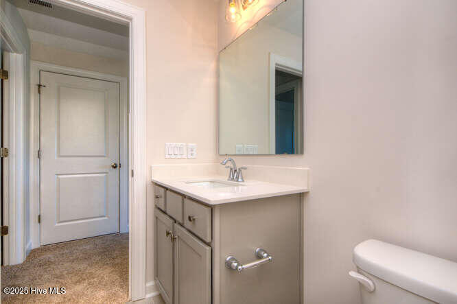 100540645 | Photo 34