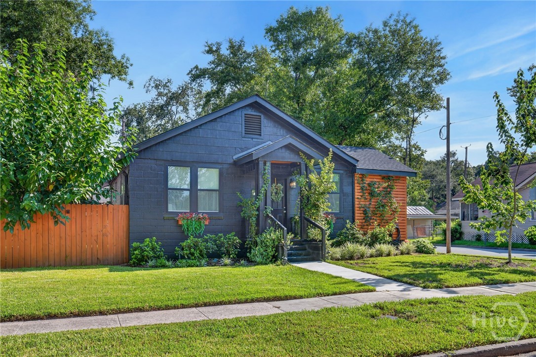 1st image of 1332 E 39th & 2205 Ash St, Savannah, GA 31404 | MLS# SA363197