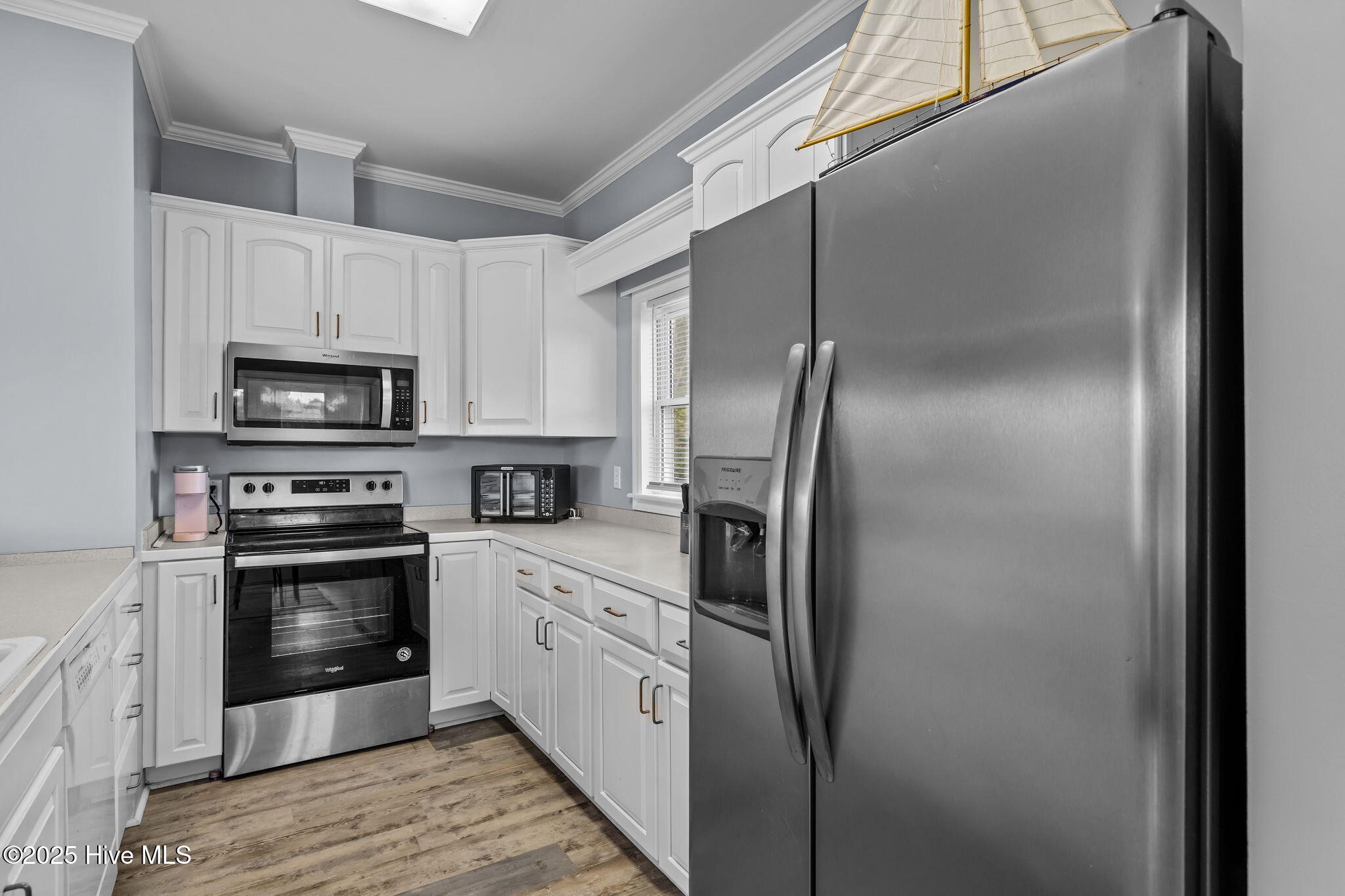 850 Sea Gate Drive,Newport
