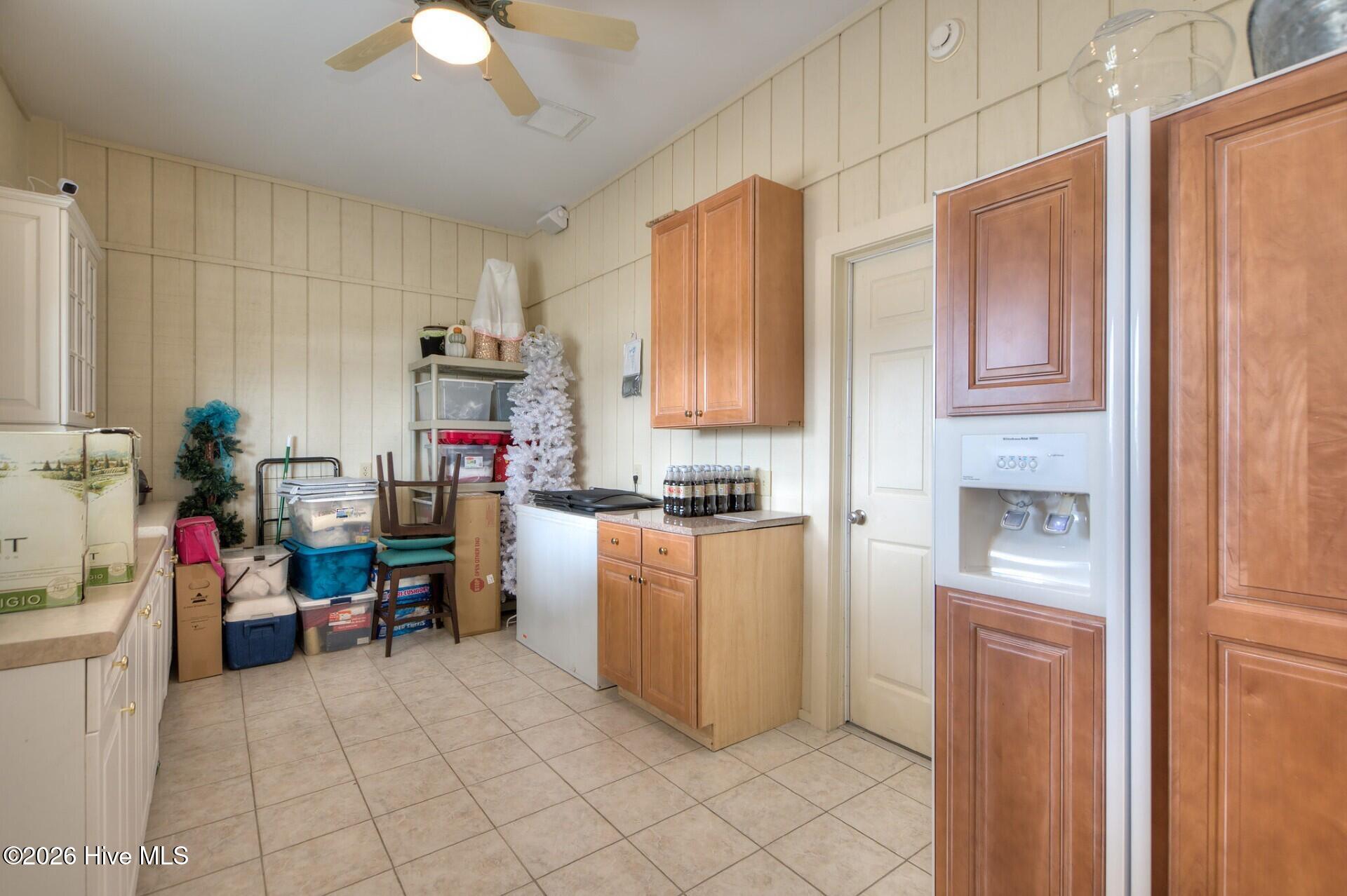 100553459 | Photo 92