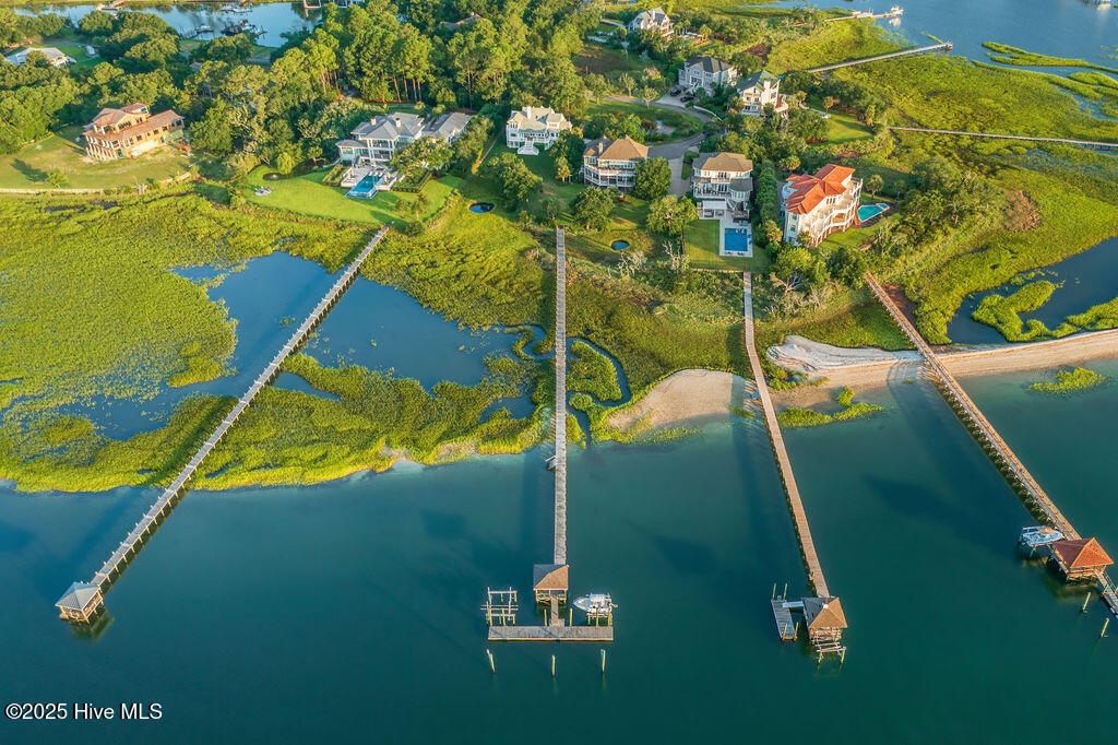 100521918 | Photo 50