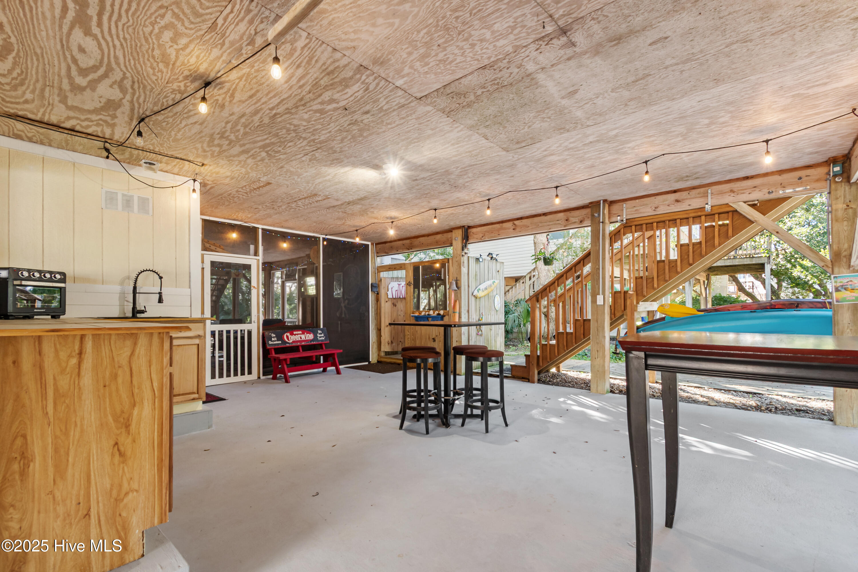 Homes for sale in North Topsail Beach, NC | 307 Bay Cir, North Topsail Beach, NC 28460 | MLS# 100539702