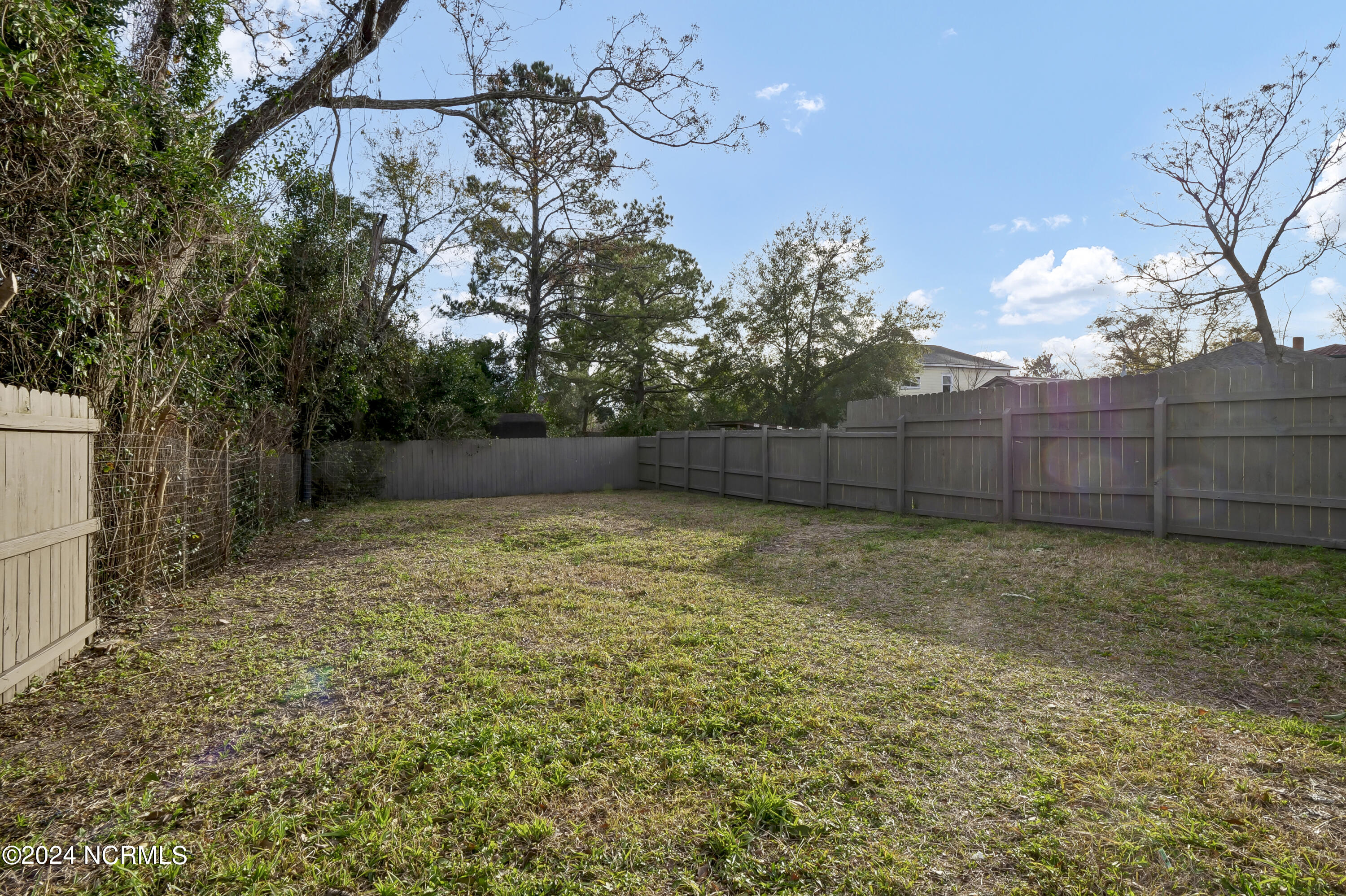 100501842 | Photo 20