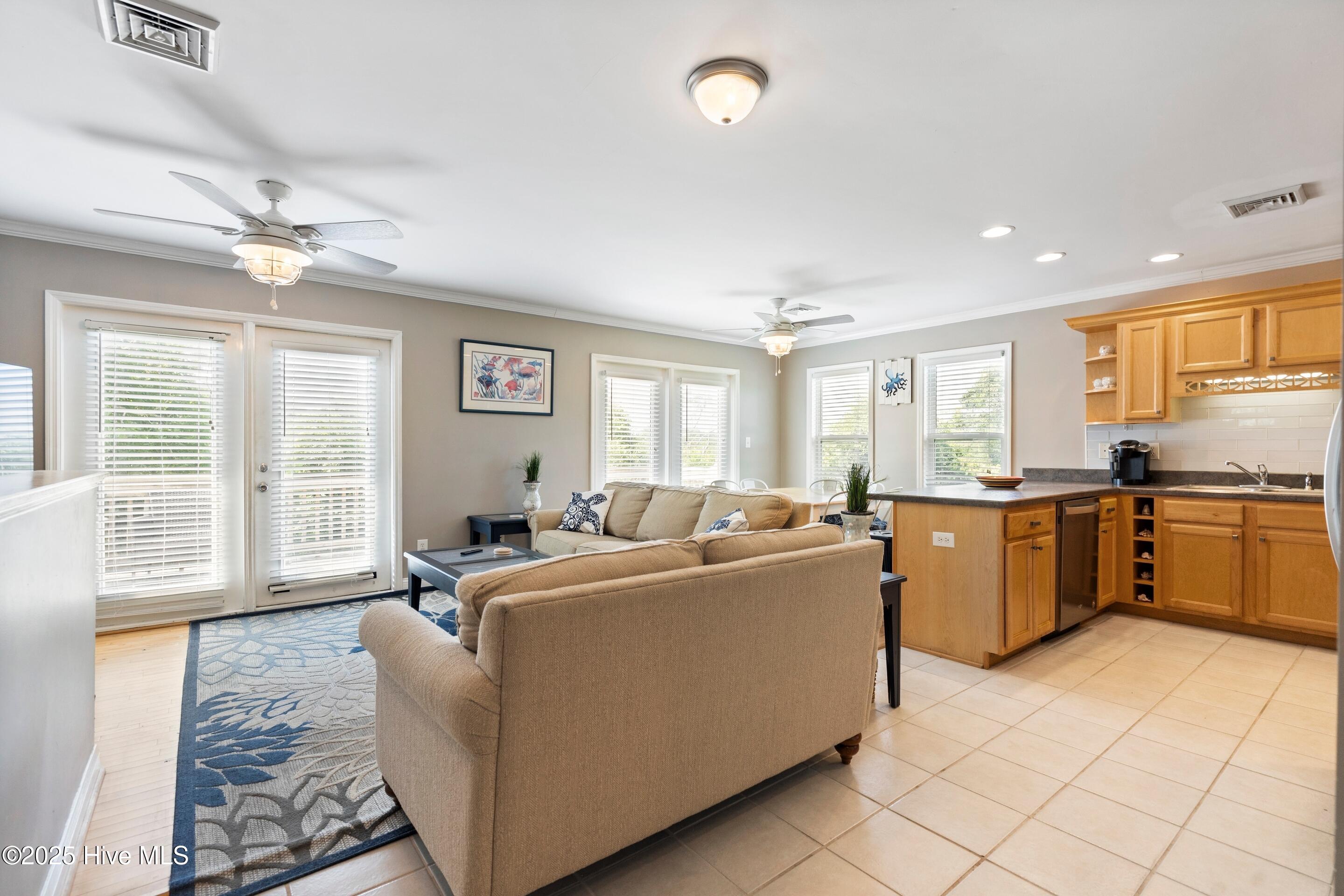 100517564 | Photo 20