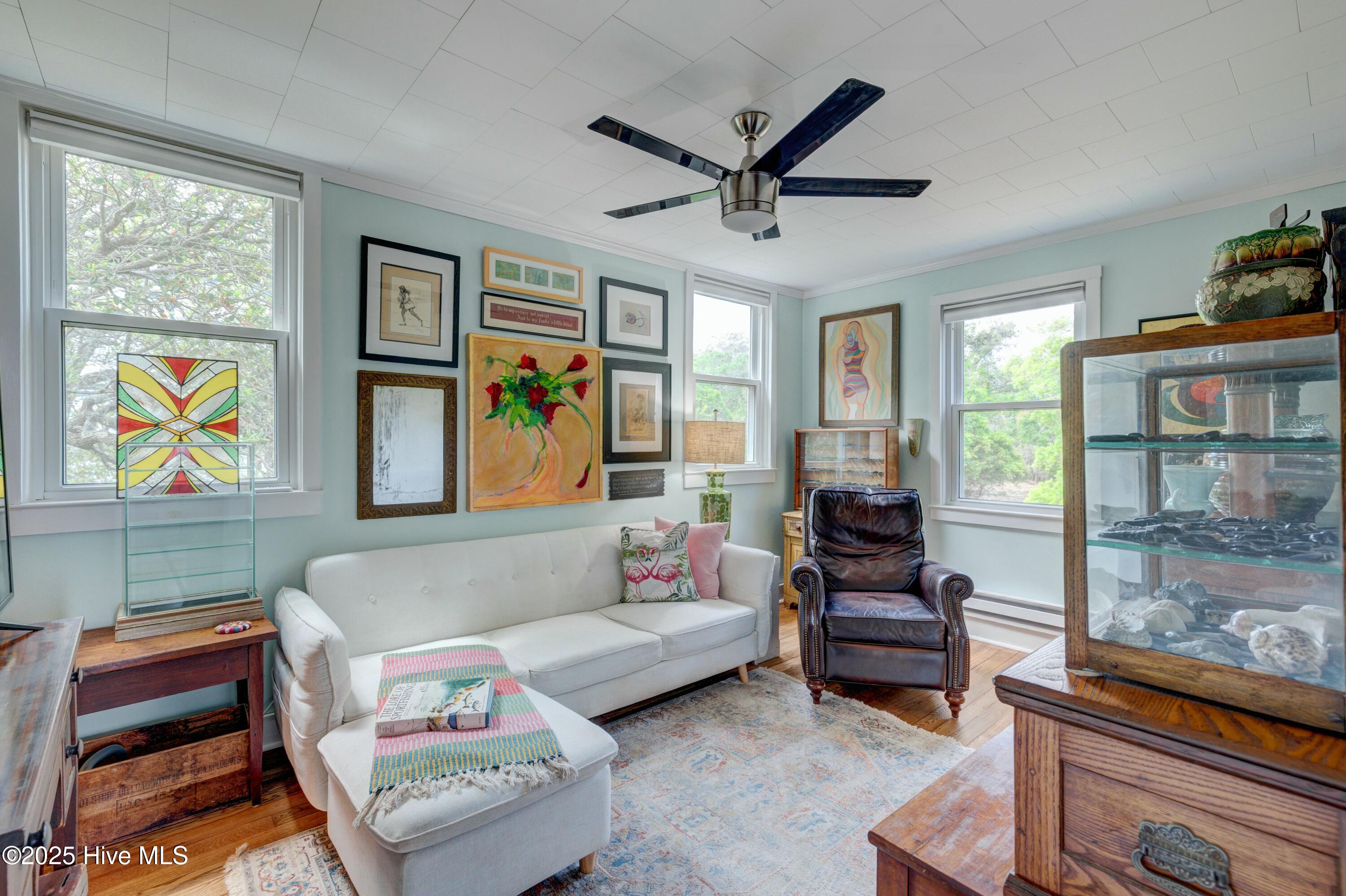 100501642 | Photo 28