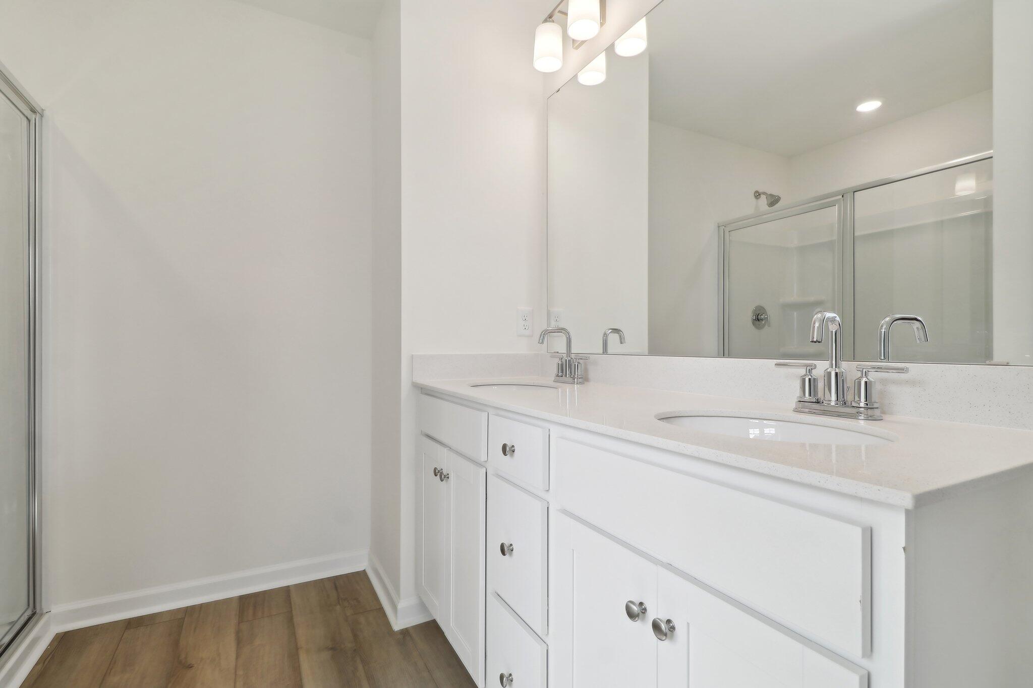 38-web-or-mls-Flat Coat Ln-028 (1)