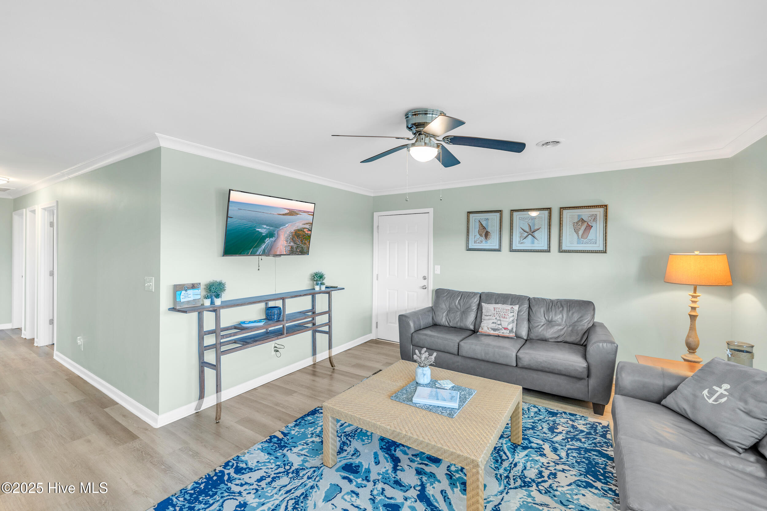 100538740 | Photo 20