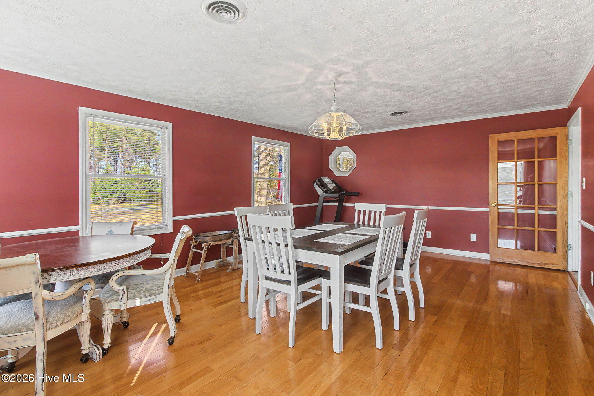 100551680 | Photo 11