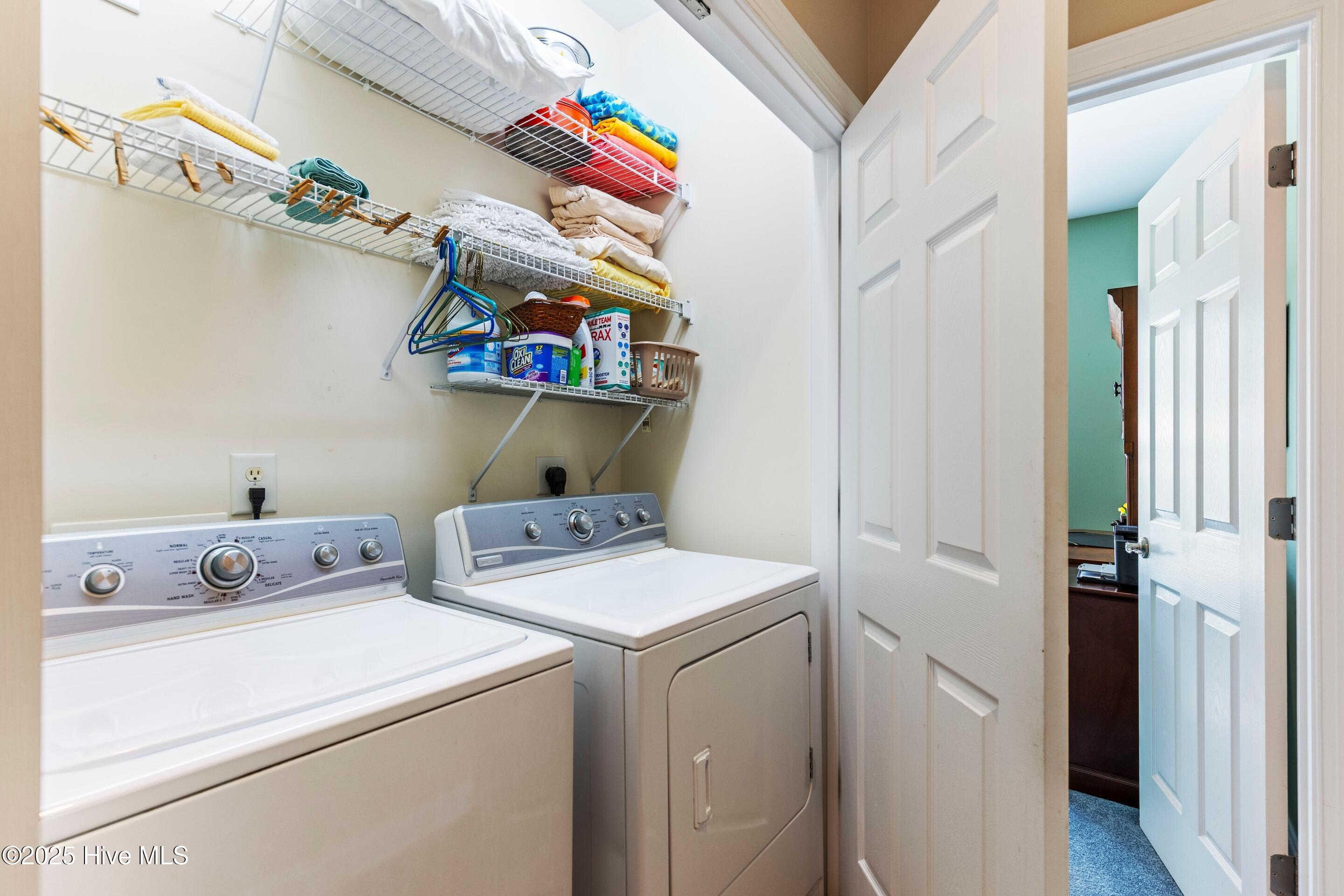 100514713 | Photo 40