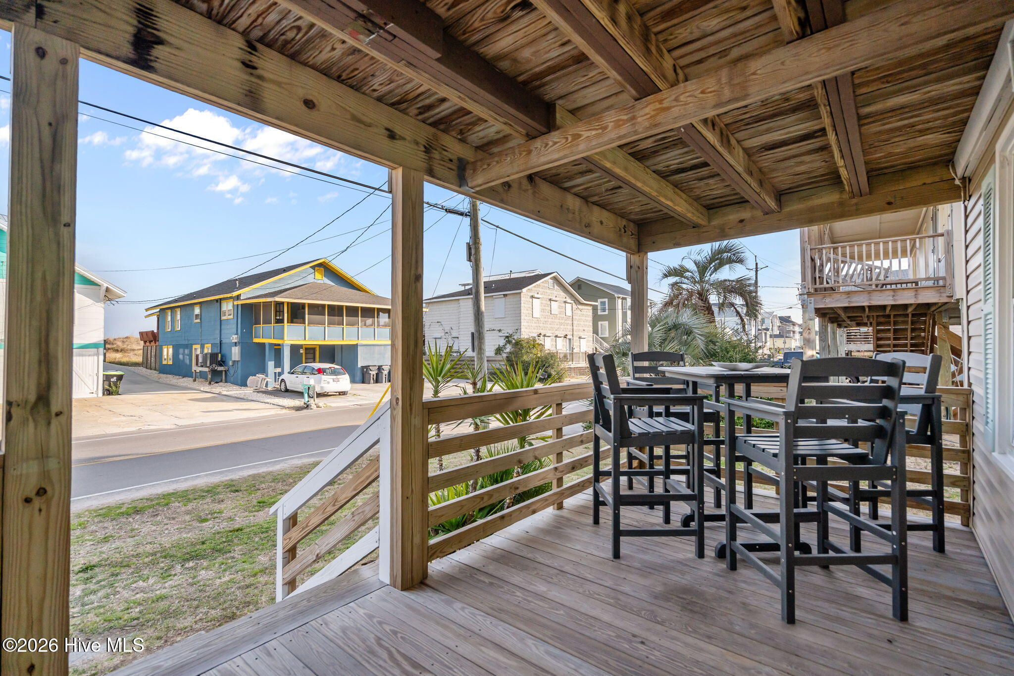 100552359 | Photo 42