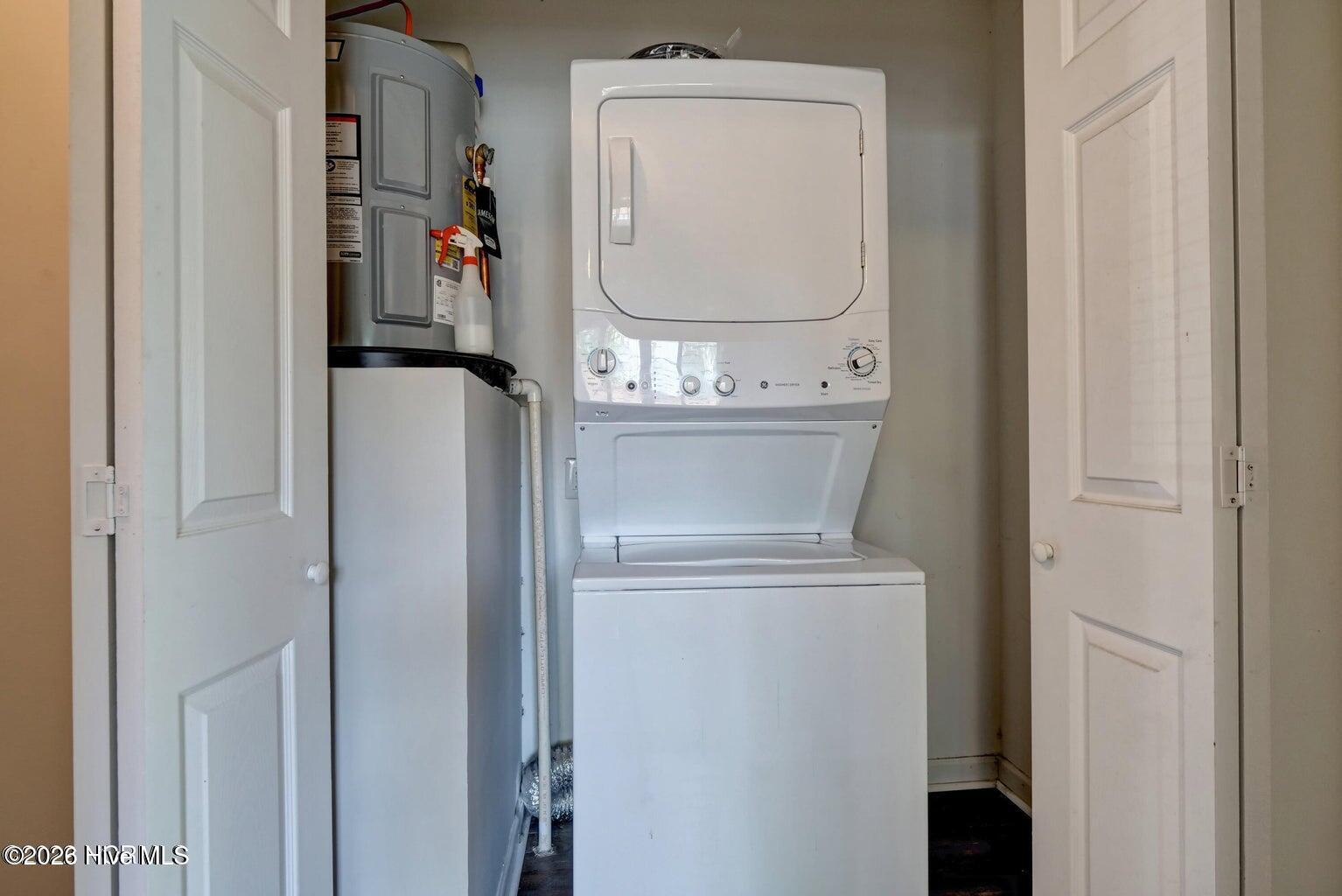 100556867 | Photo 27