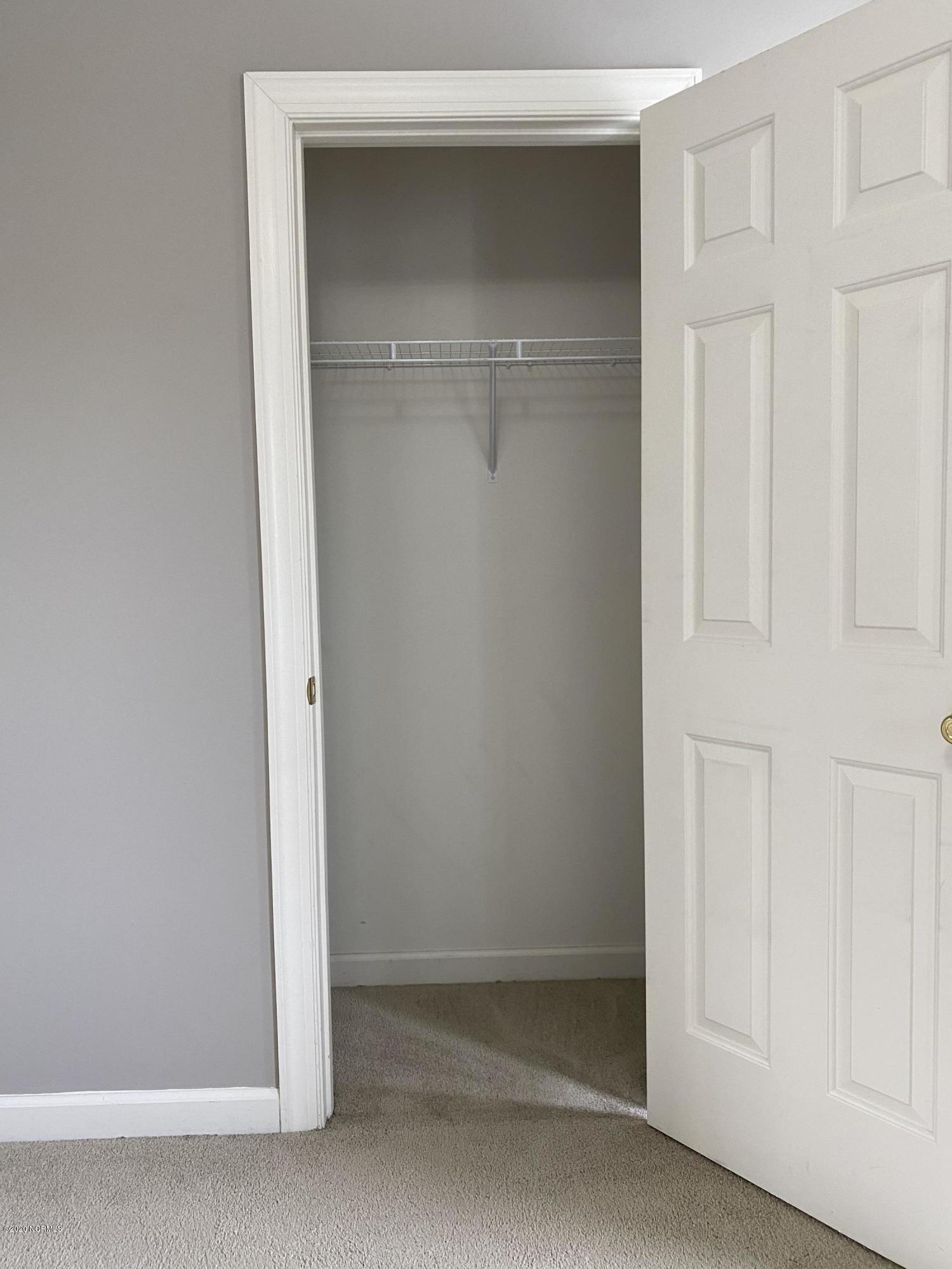 100564195 | Photo 13