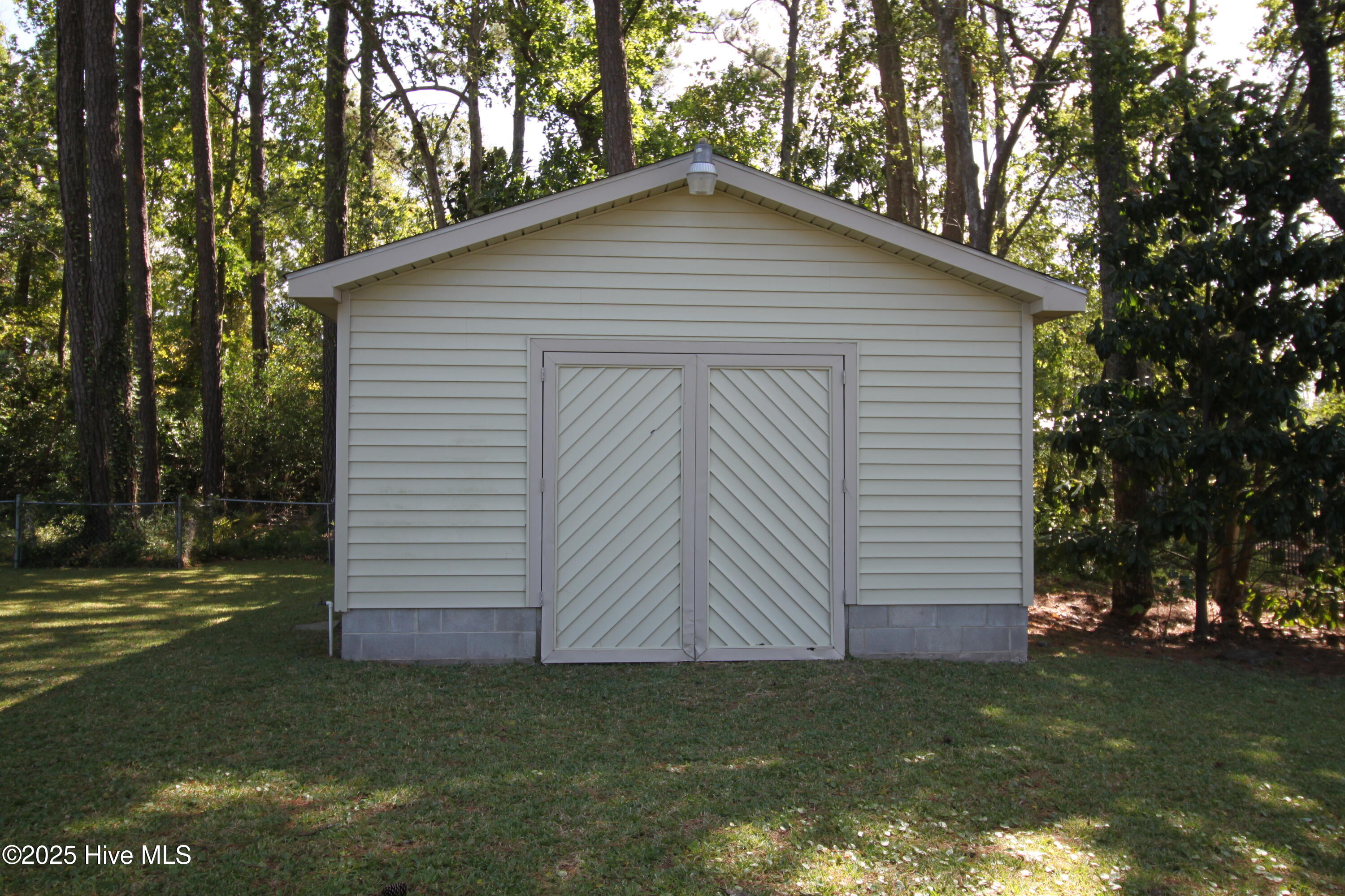 3707 Country Club Road,Morehead City