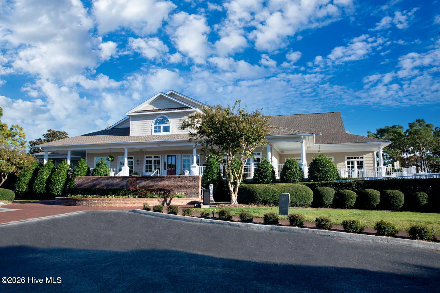 100552329 | Photo 85