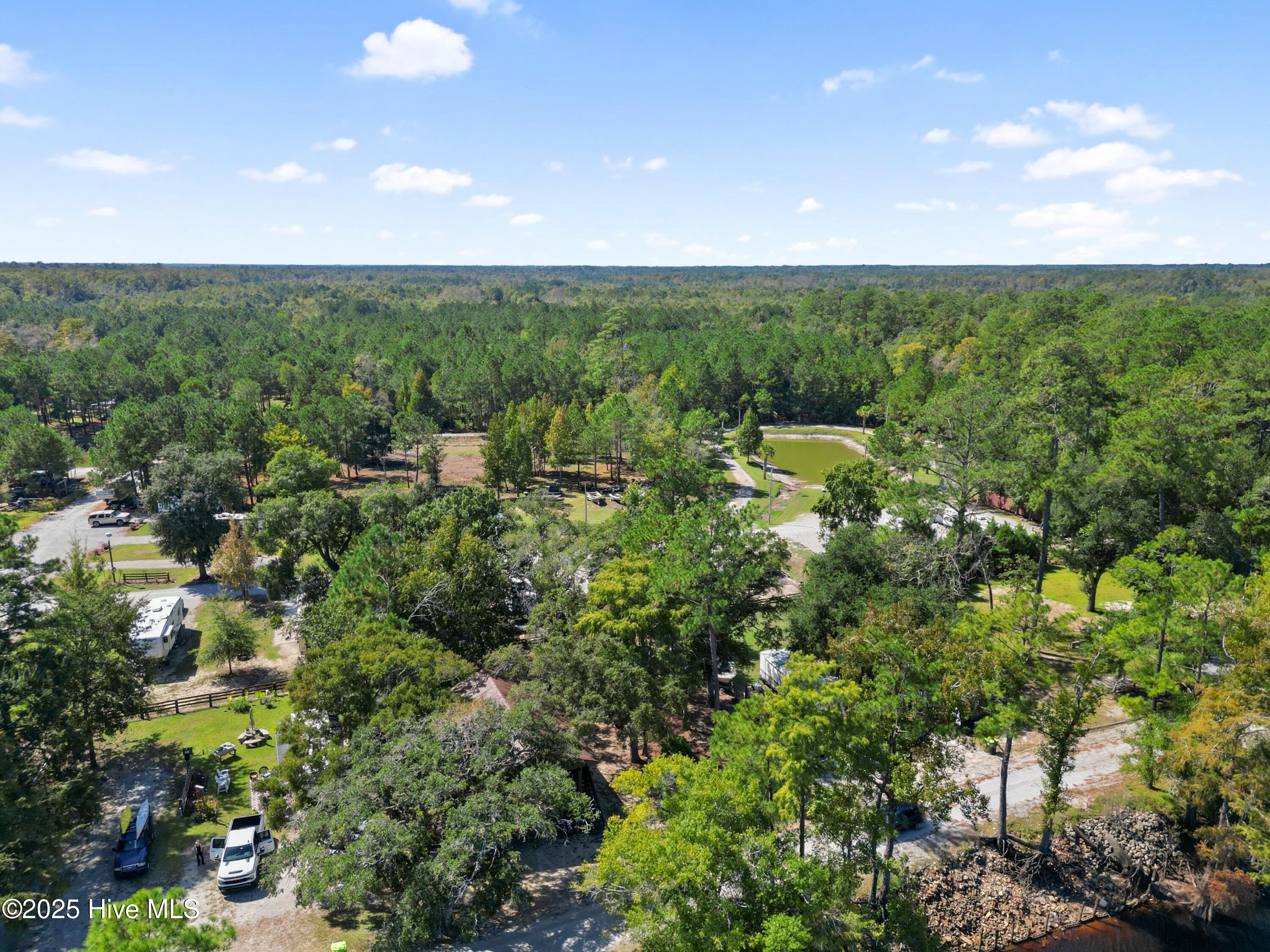 100534439 | Photo 16