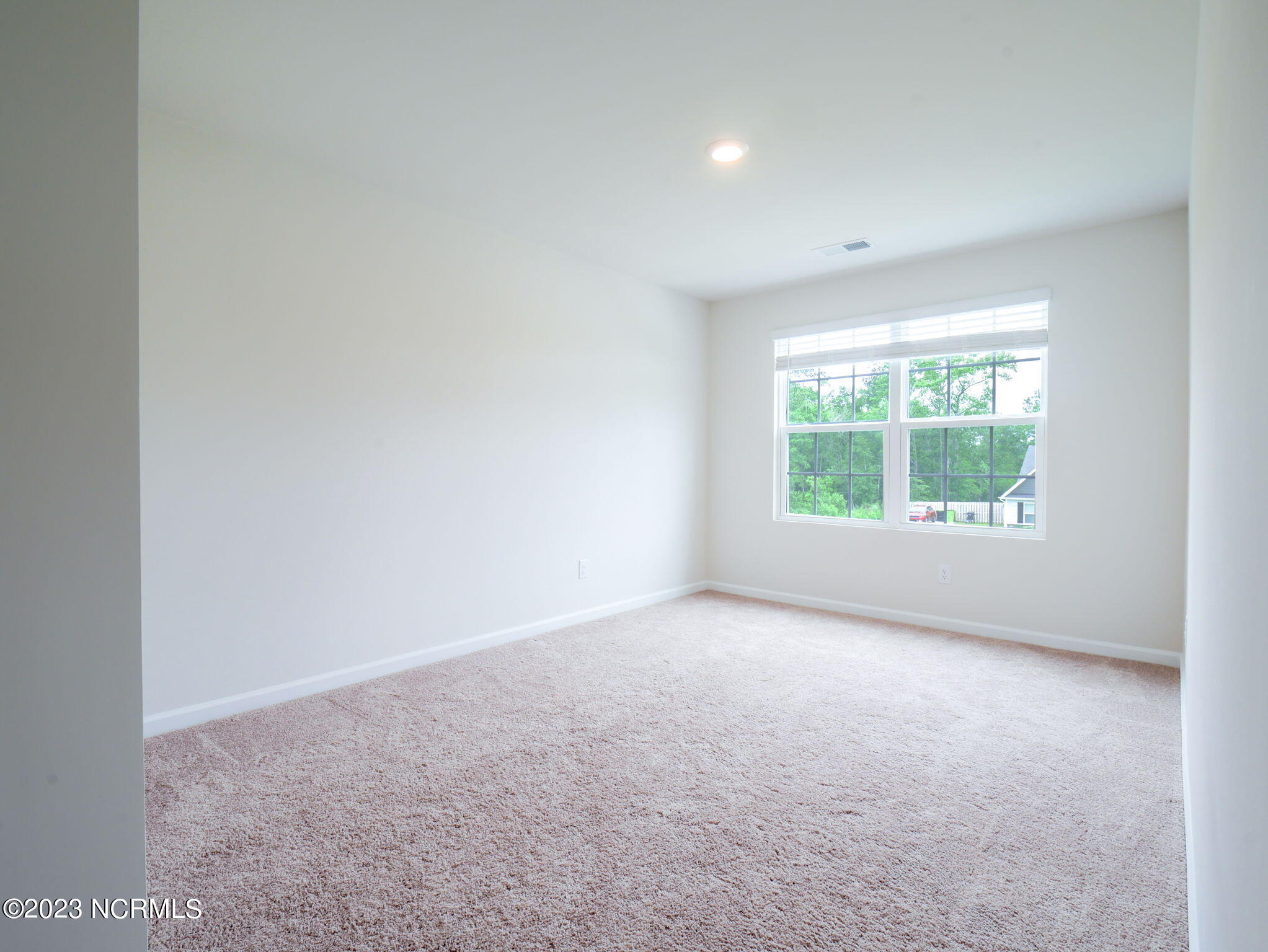 100539301 | Photo 20