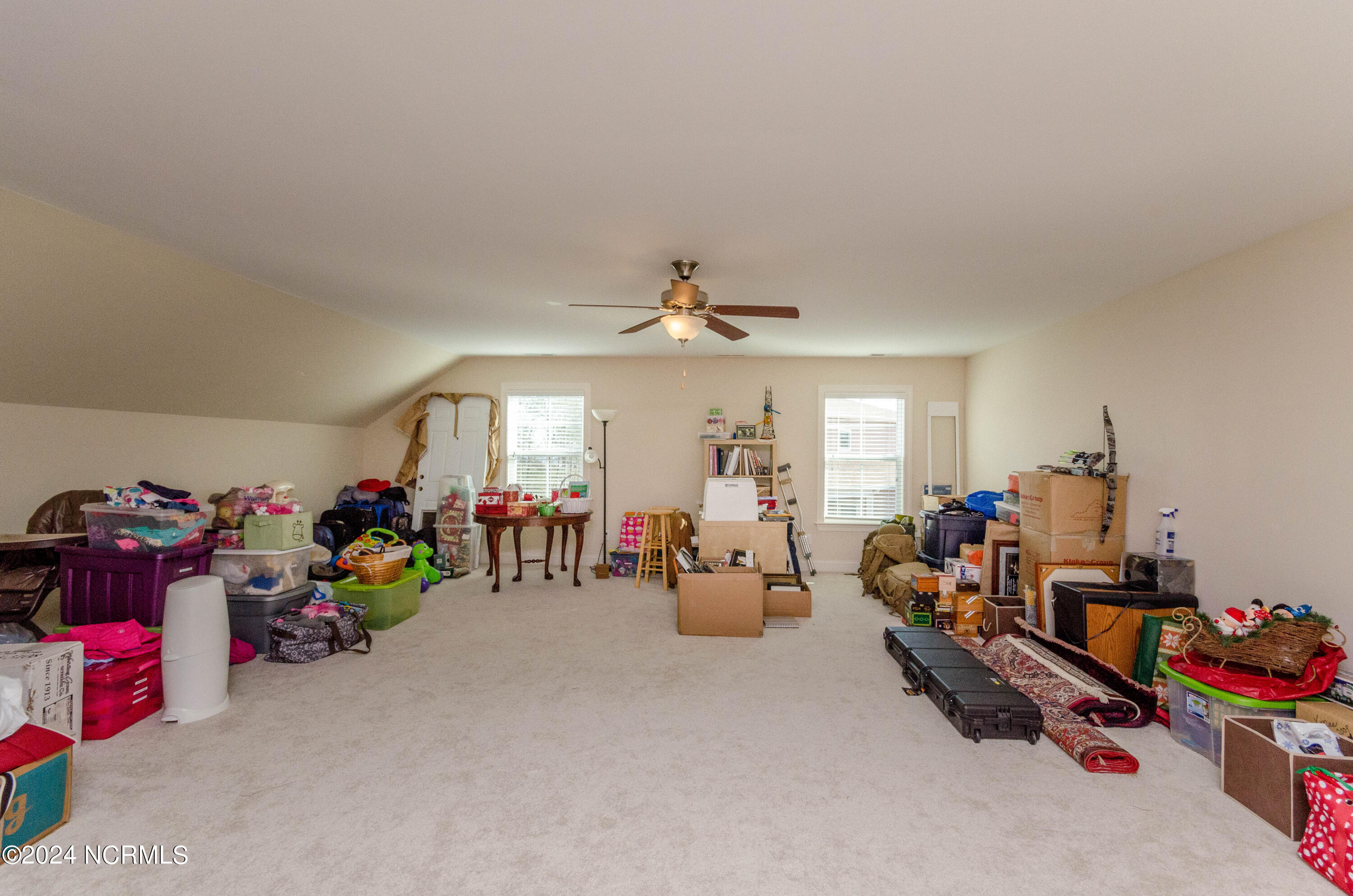 100560622 | Photo 49