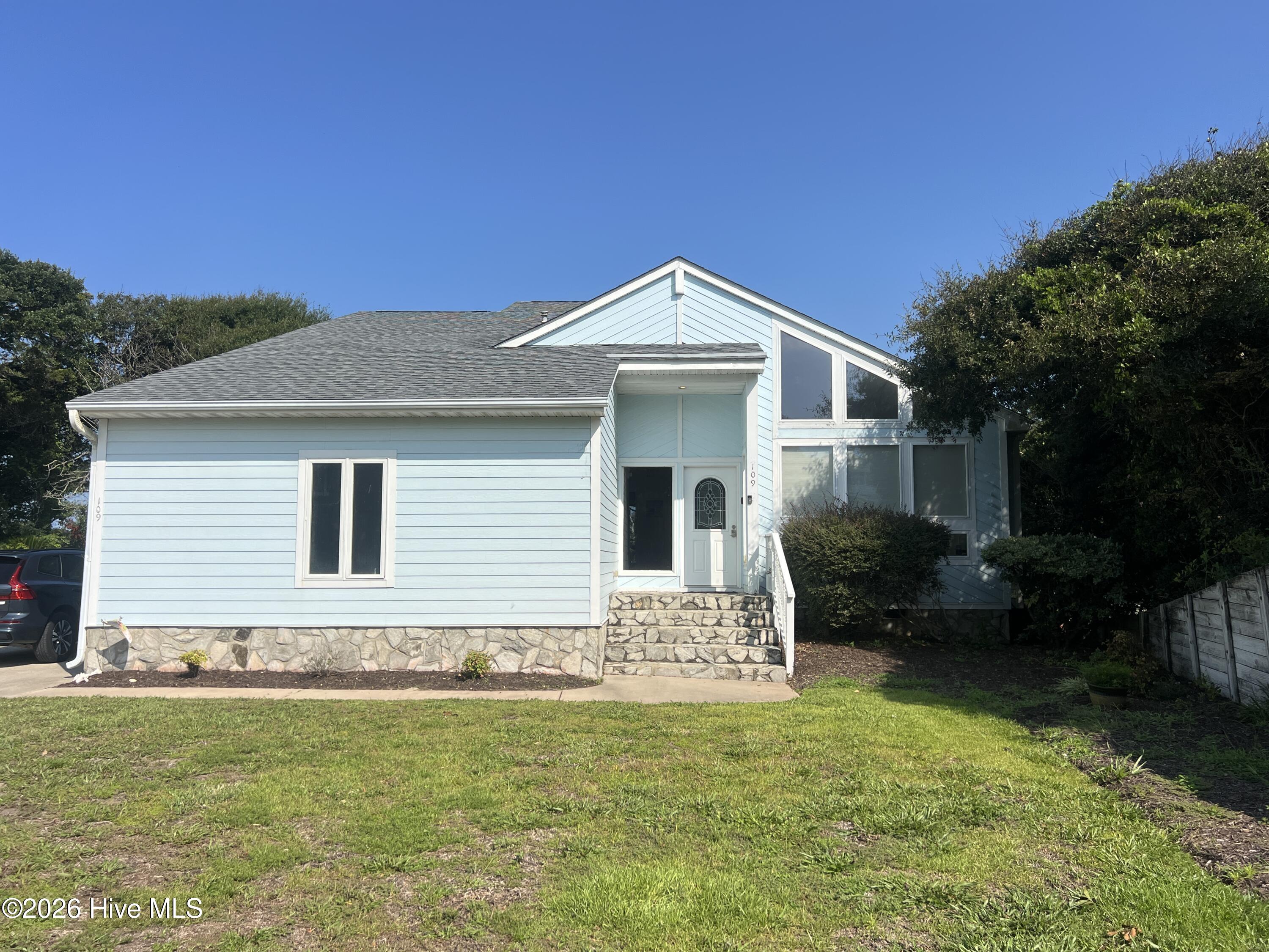 109 Oakleaf Drive,Pine Knoll Shores