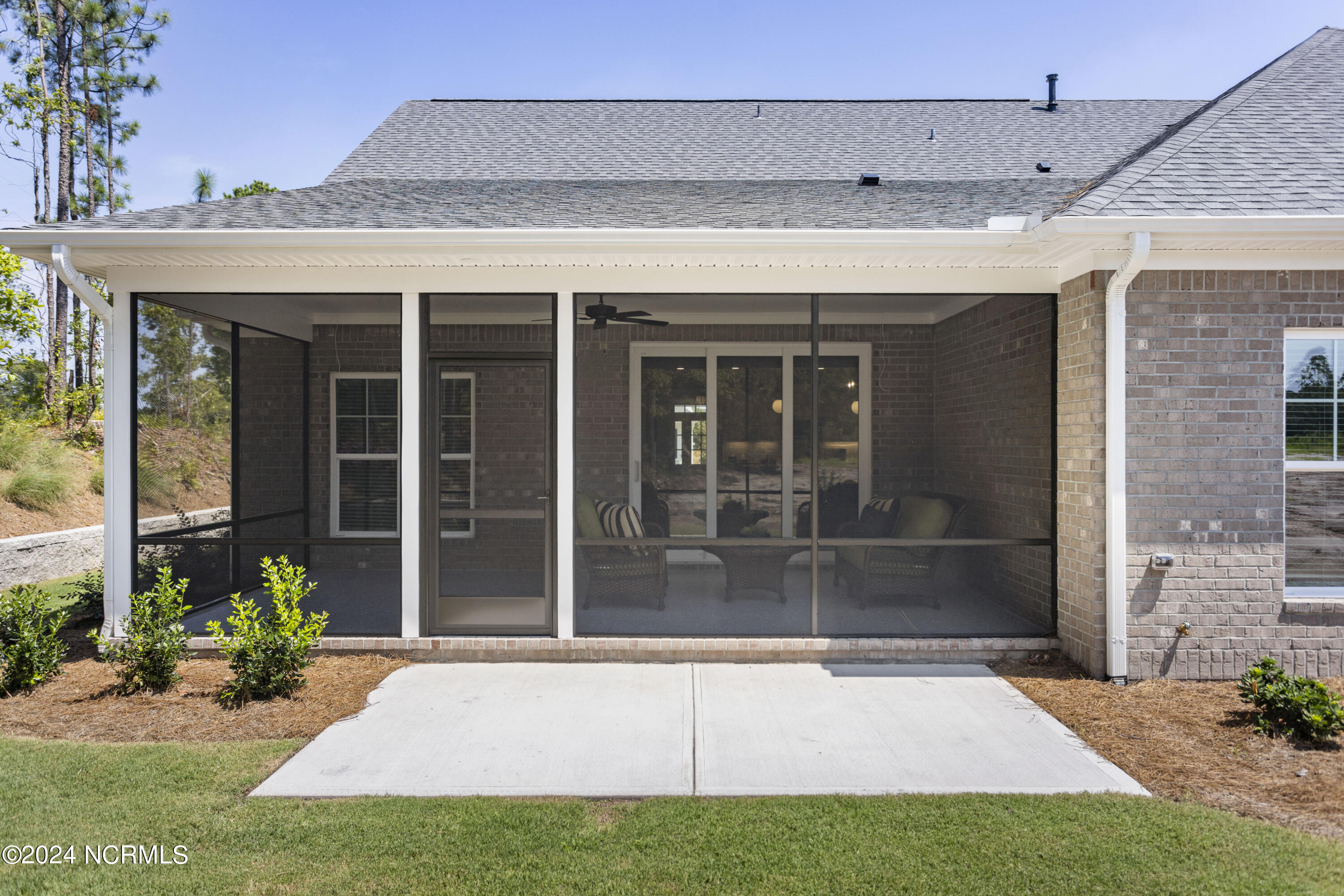 100568554 | Photo 10