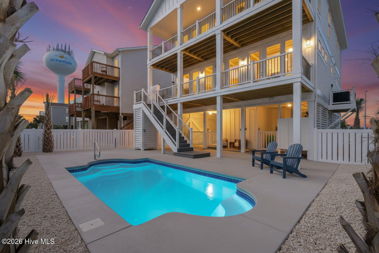 100554588 | Photo 41