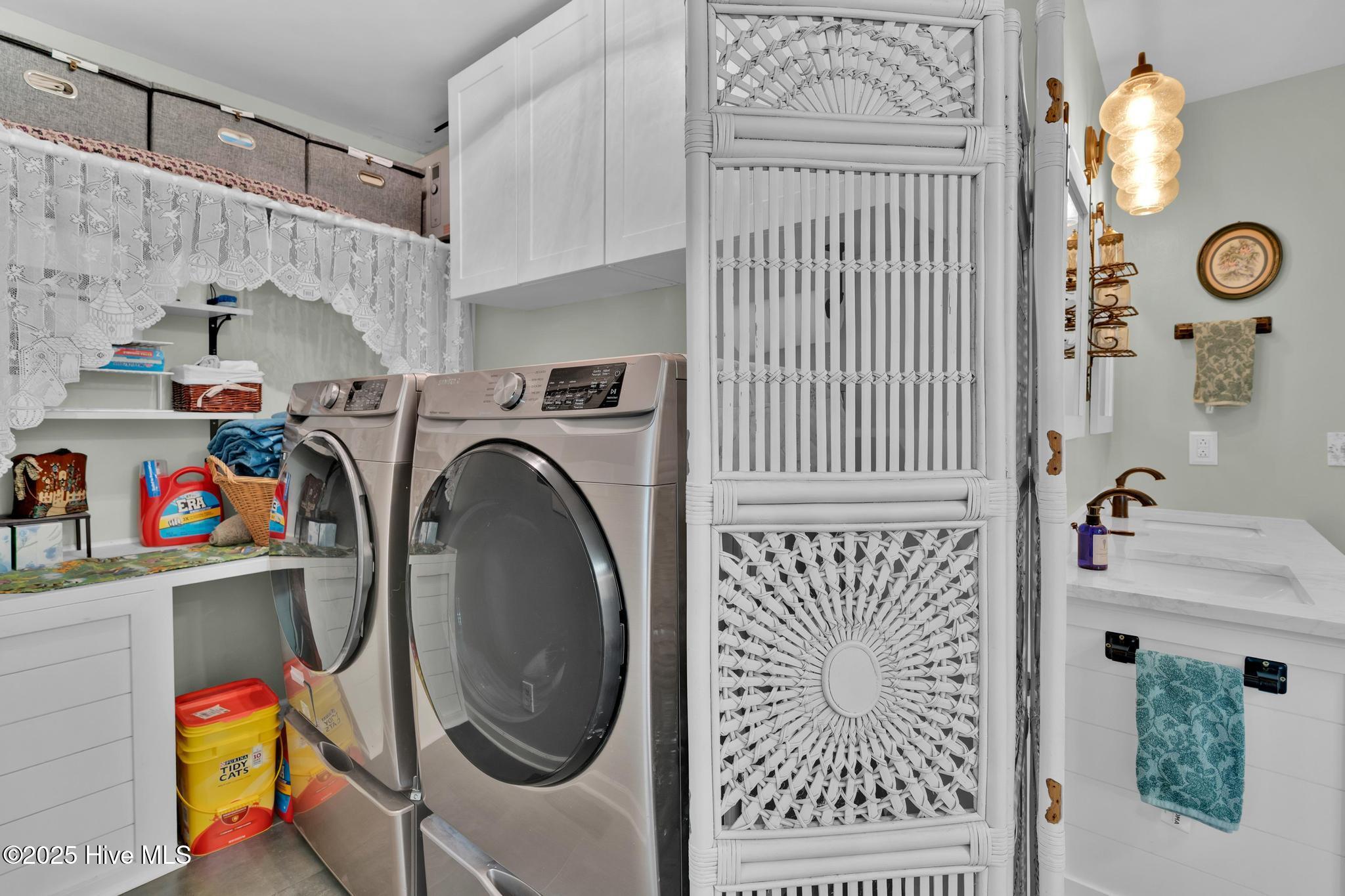 100540087 | Photo 26