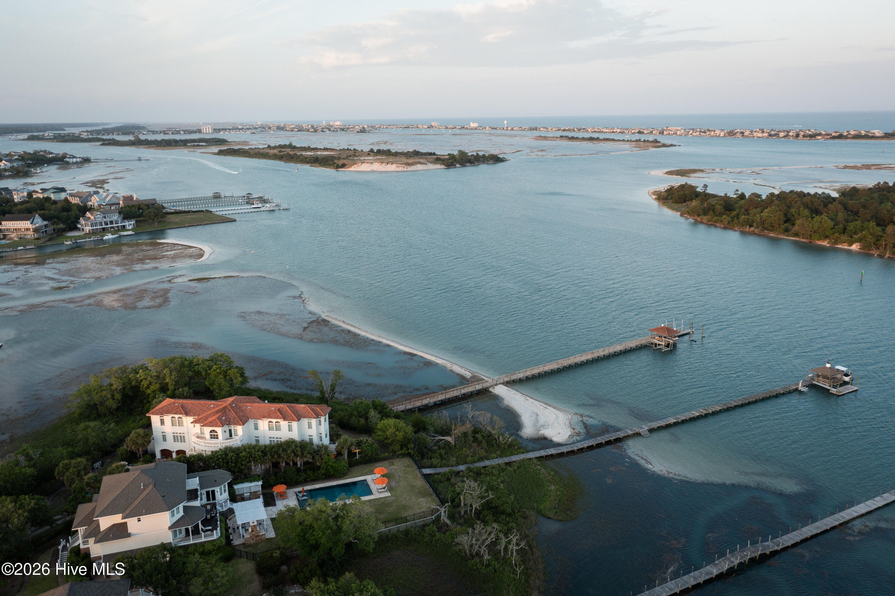 100564058 | Photo 10