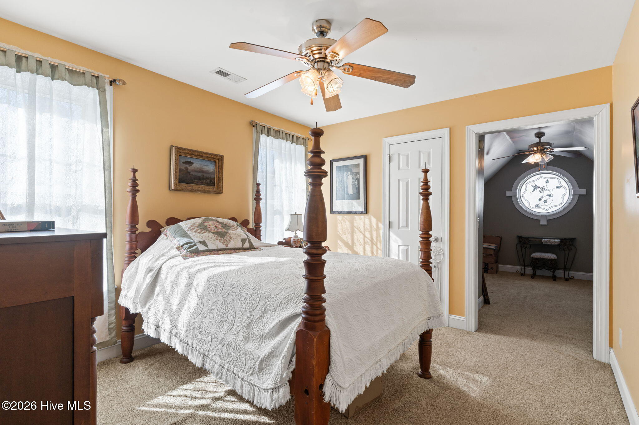 100553599 | Photo 39