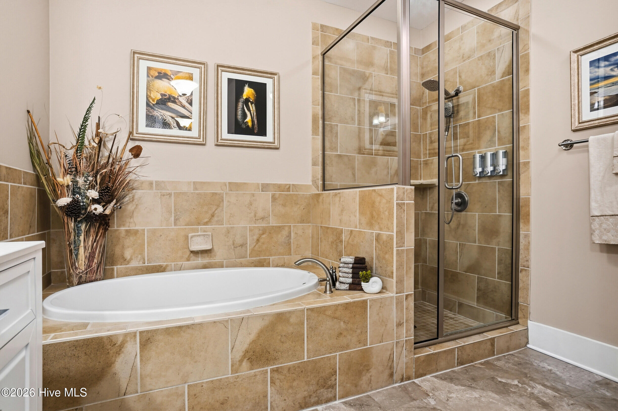 100551957 | Photo 19