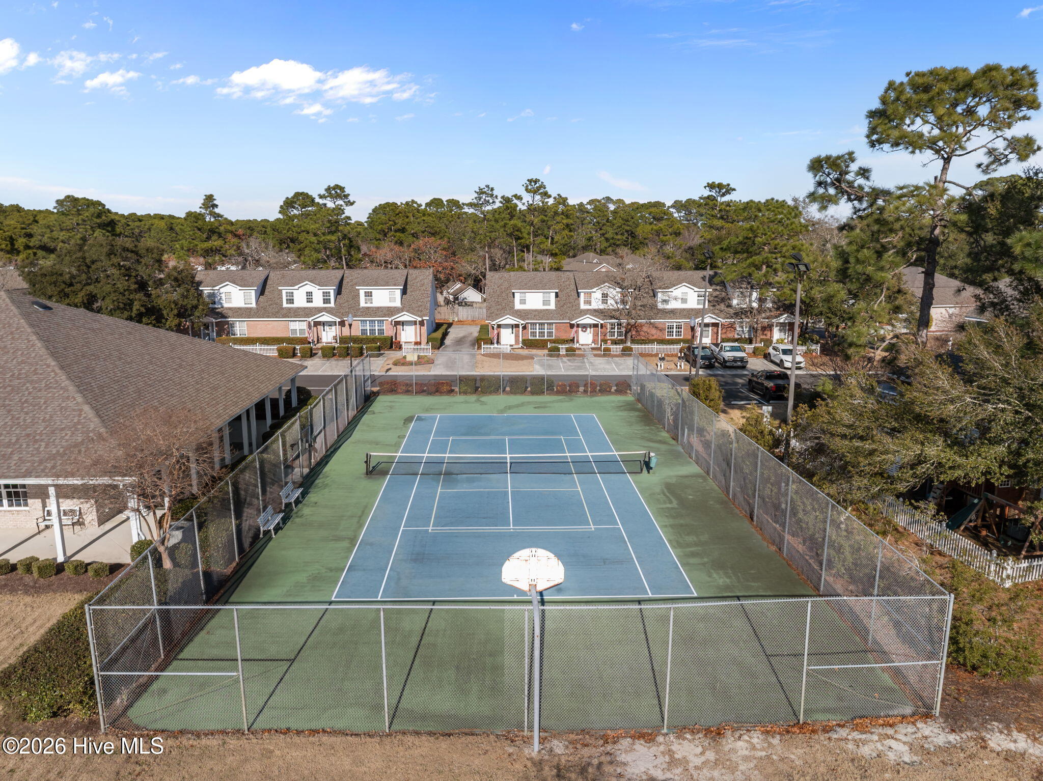 100552343 | Photo 51