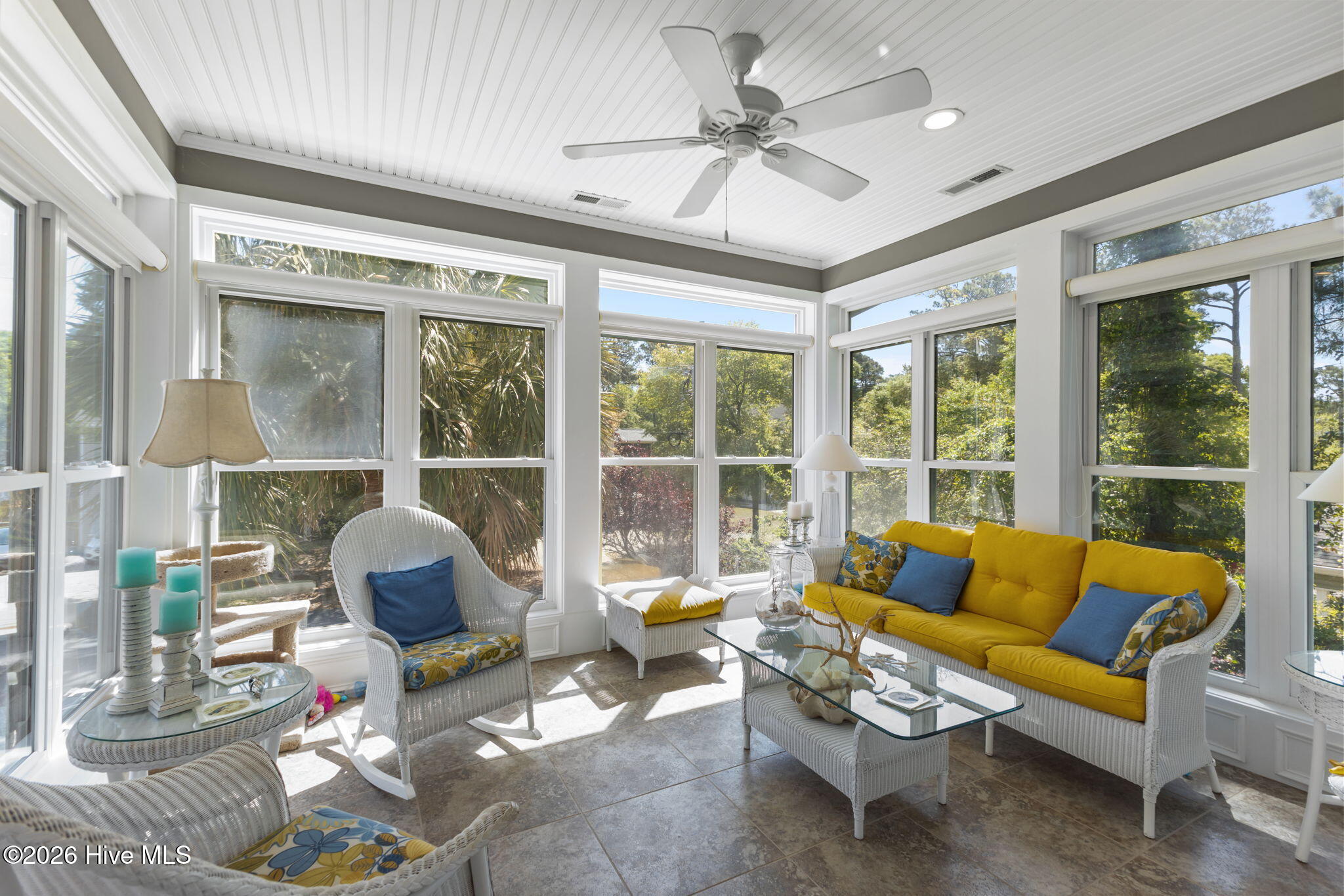 100562020 | Photo 21