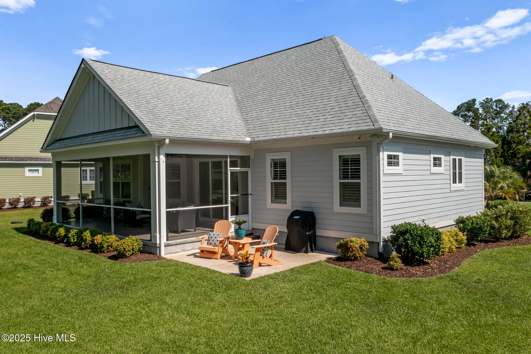 100526725 | Photo 45