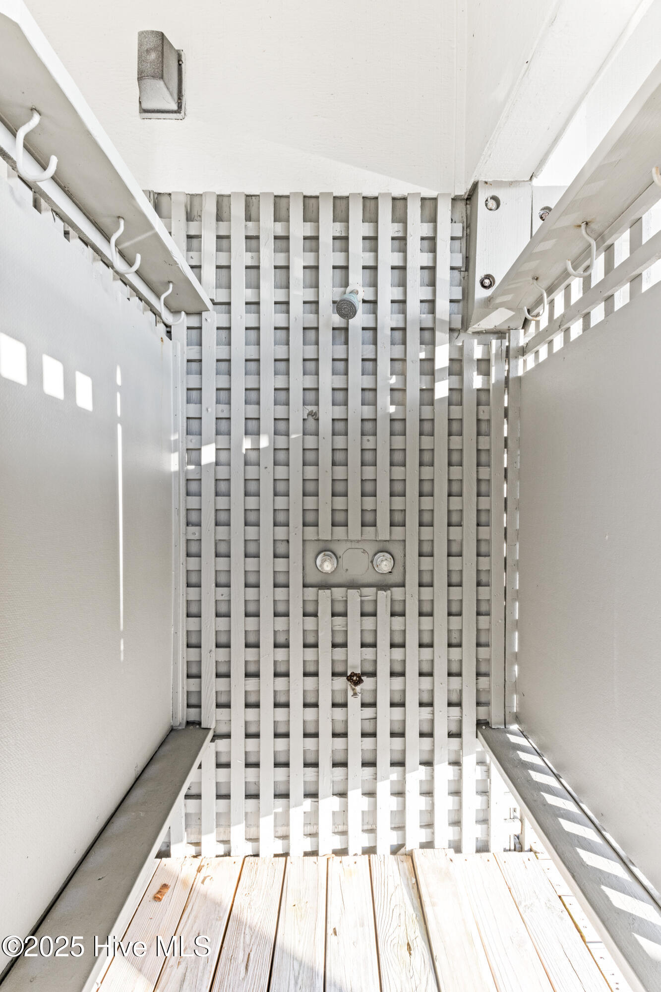 100551807 | Photo 28